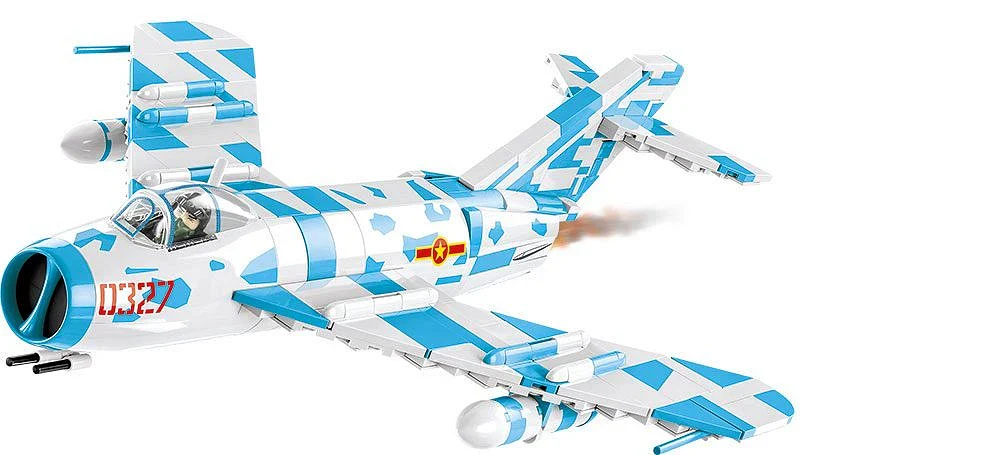 COB2424 MIG-17 NATO Code F Vietnam War (577 pcs) Model Kit - Image 3
