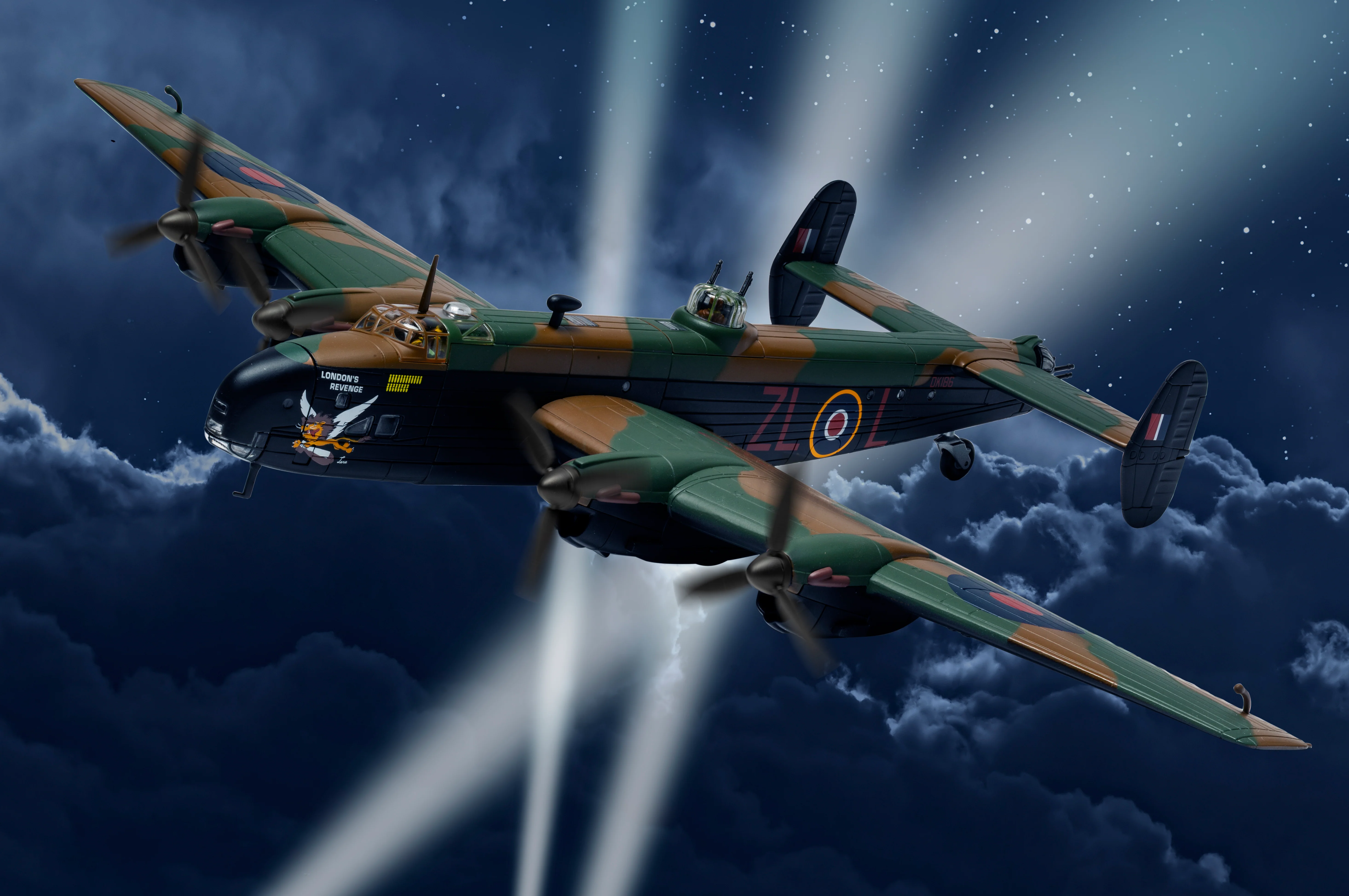 AA37210 Handley Page Halifax MkV - 'London's Revenge / L for Lana' - Image 3