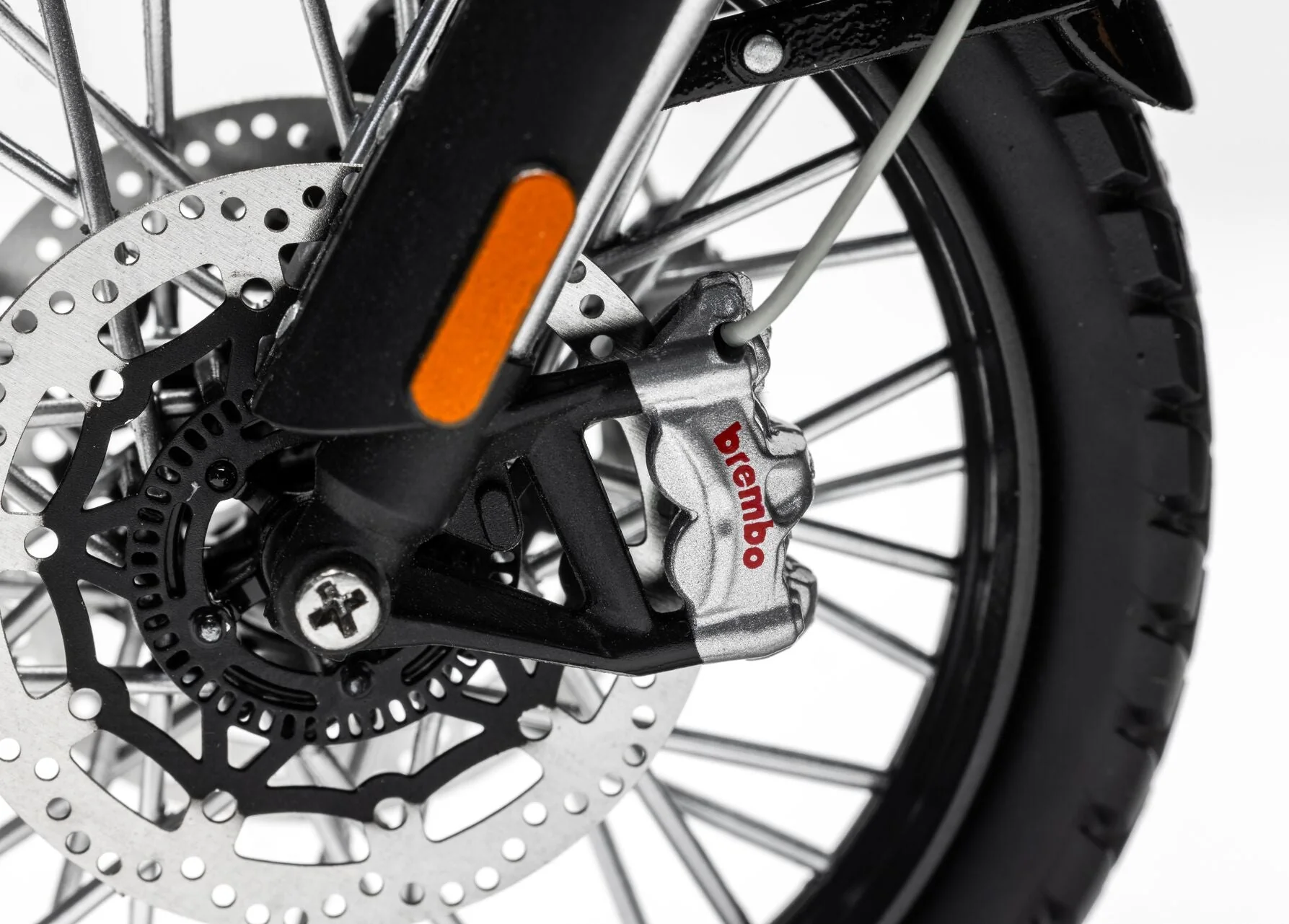 CC08402 Triumph Scrambler 1200 (Bond Edition) - Image 10