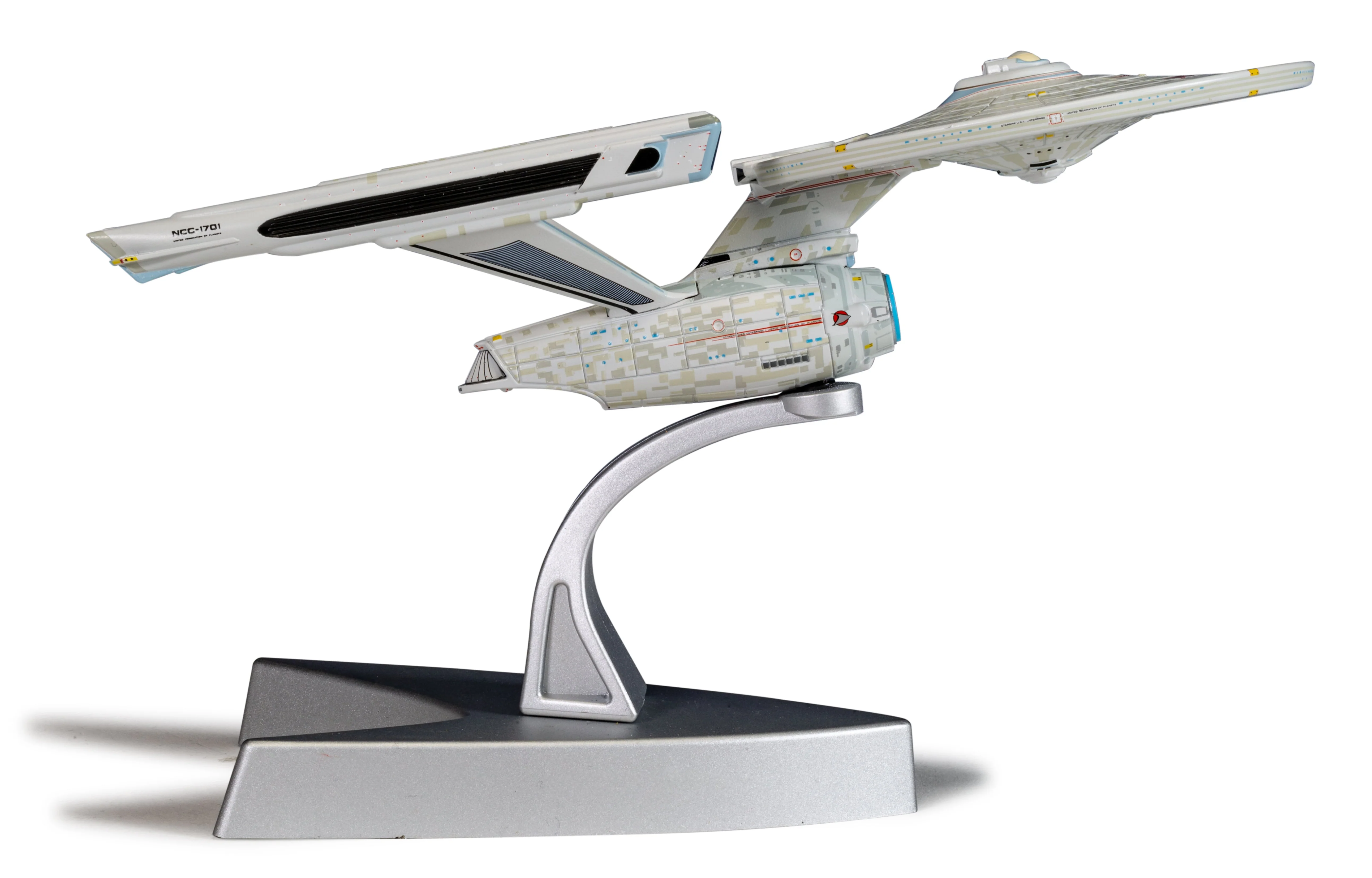 CC98001 Star Trek - USS Enterprise NCC-1701 [Refit] (Star Trek II: The Wrath of Khan) - Image 6