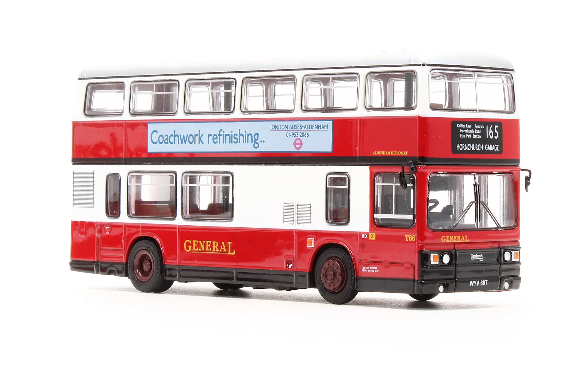 Pre-Owned E99938 1963 Aldenham Spectacular Titan Twin Pack - Image 4