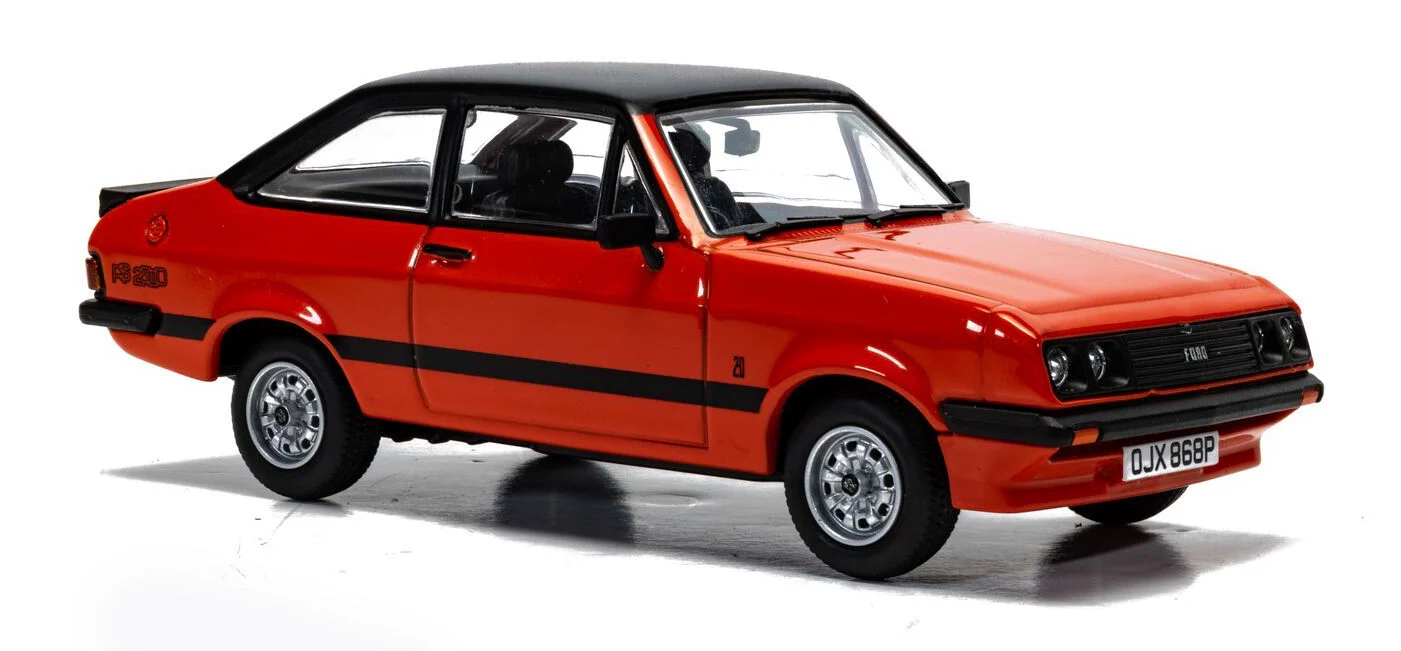 VA14910 Ford Escort Mk2 RS2000, Carnival Red - Image 2