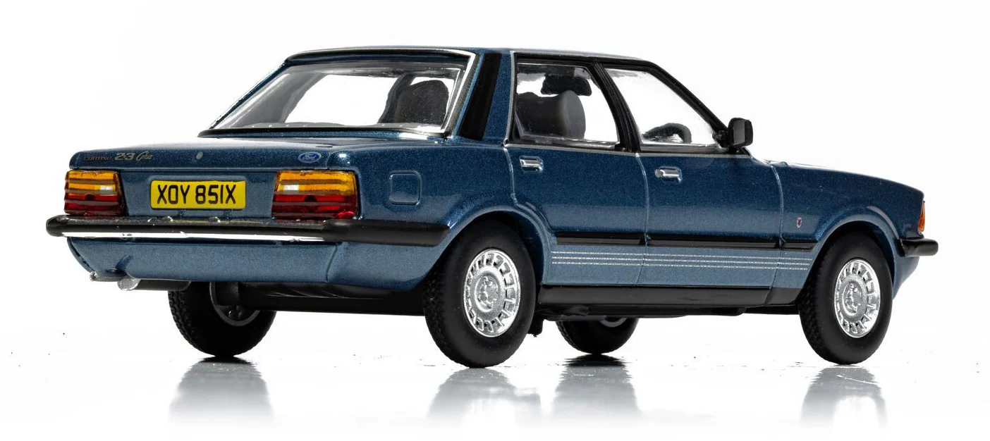 VA15007 Ford Cortina Mk5 2.3 Ghia - Titan Blue - Image 3