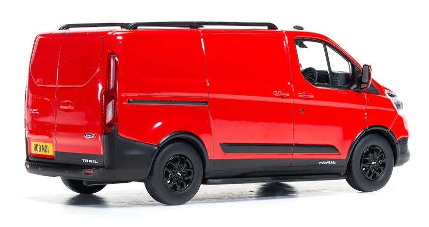 VA15102 Ford Transit Custom Trail, Race Red - Image 2