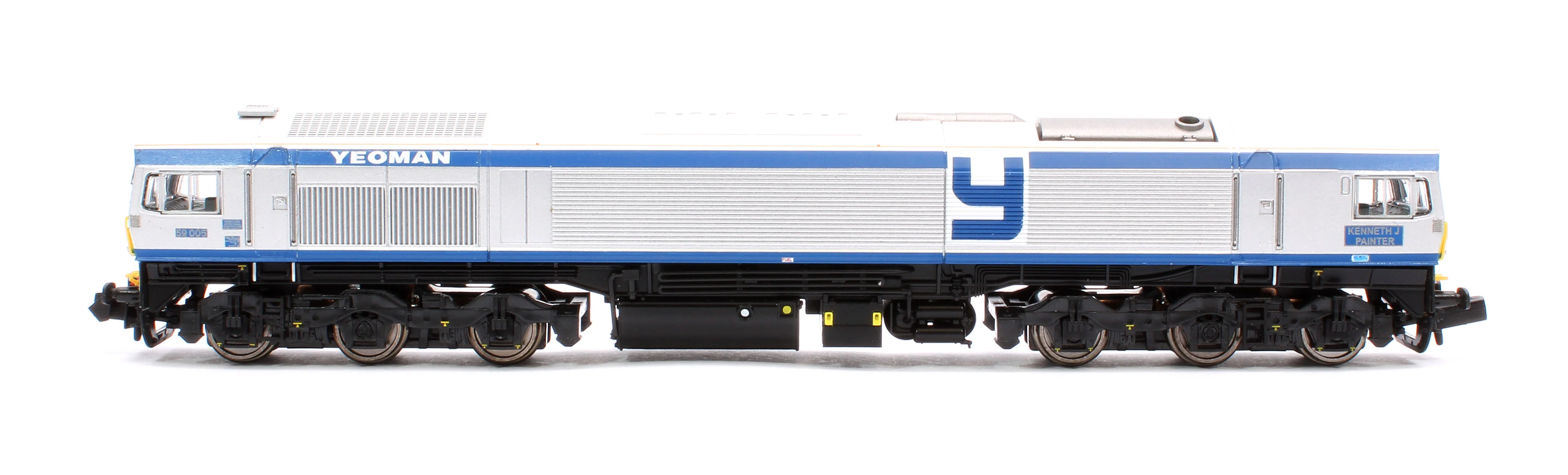 2D-005-000S Class 59 #59005 "Kenneth J Painter" Foster Yeoman Silver Livery Diesel Locomotive - DCC Sound - Image 5