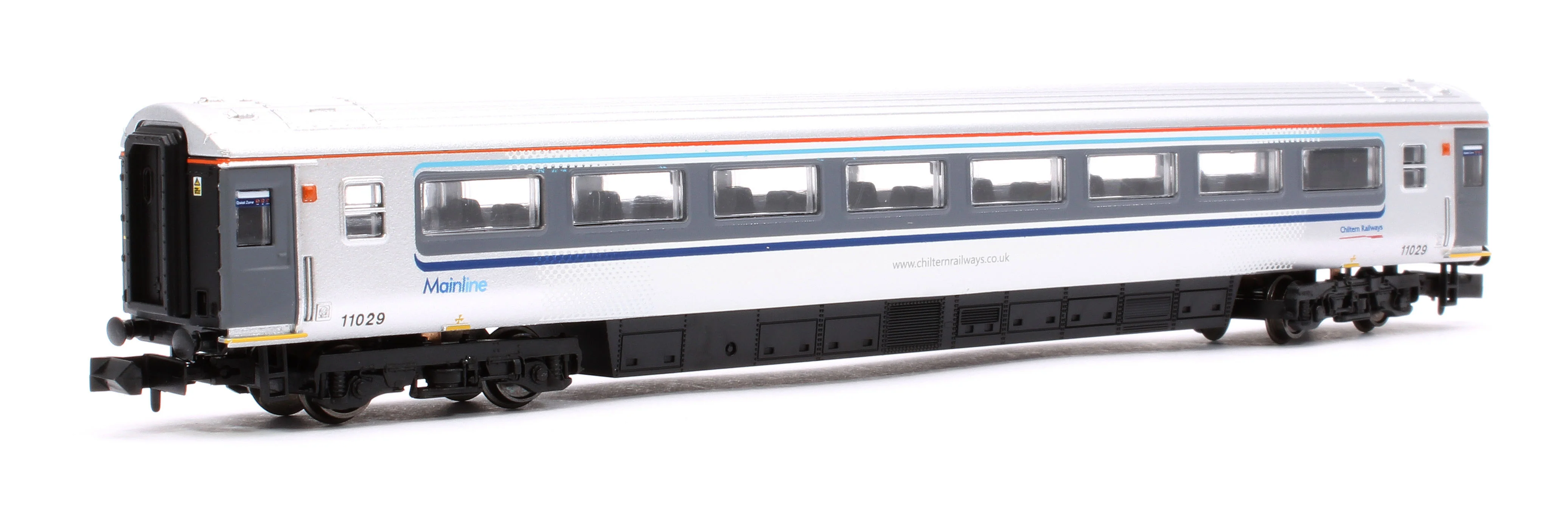 2D-017-101 Chiltern Railways 'Mainline' 8 Piece Slam Door Set with DVT - Image 5