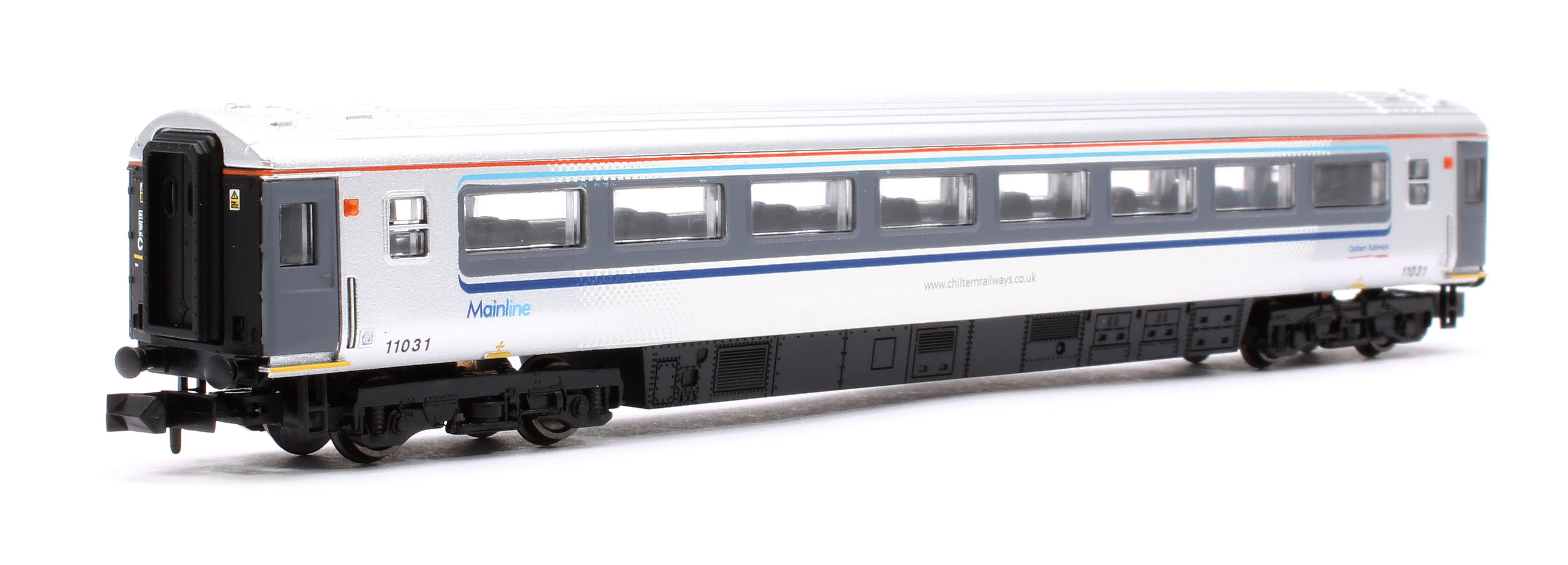 2D-017-101 Chiltern Railways 'Mainline' 8 Piece Slam Door Set with DVT - Image 6