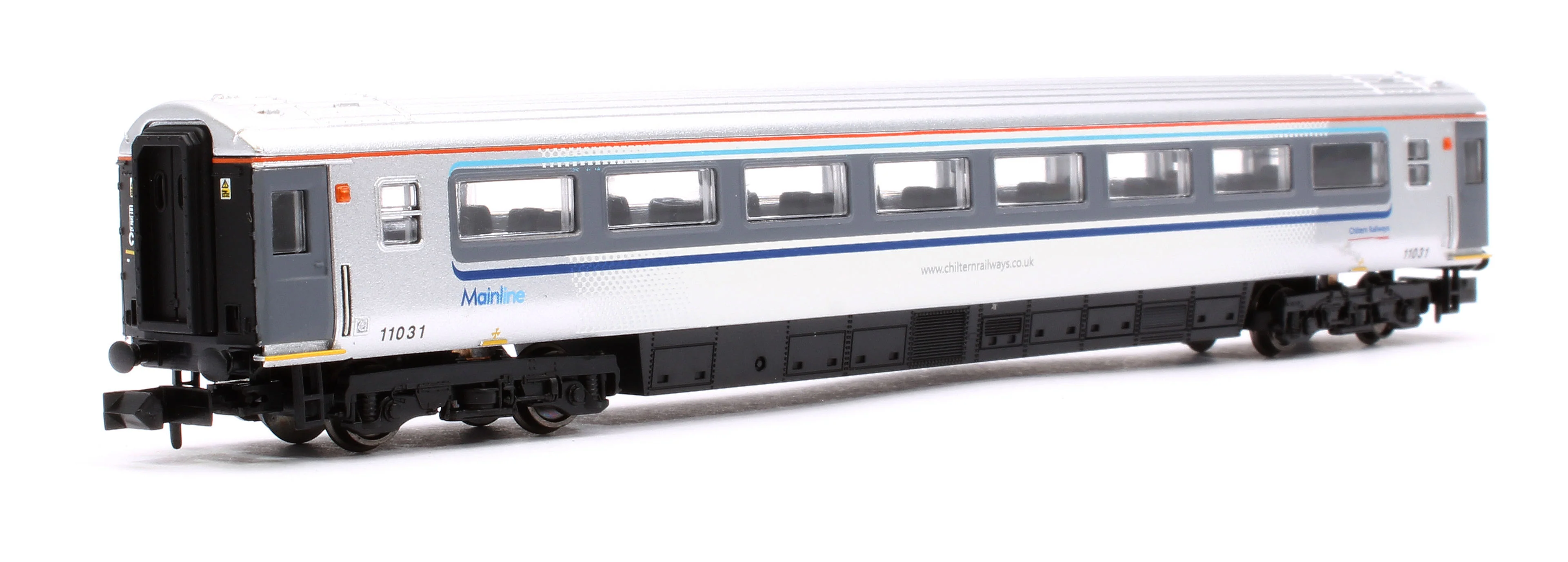 2D-017-101 Chiltern Railways 'Mainline' 8 Piece Slam Door Set with DVT - Image 7
