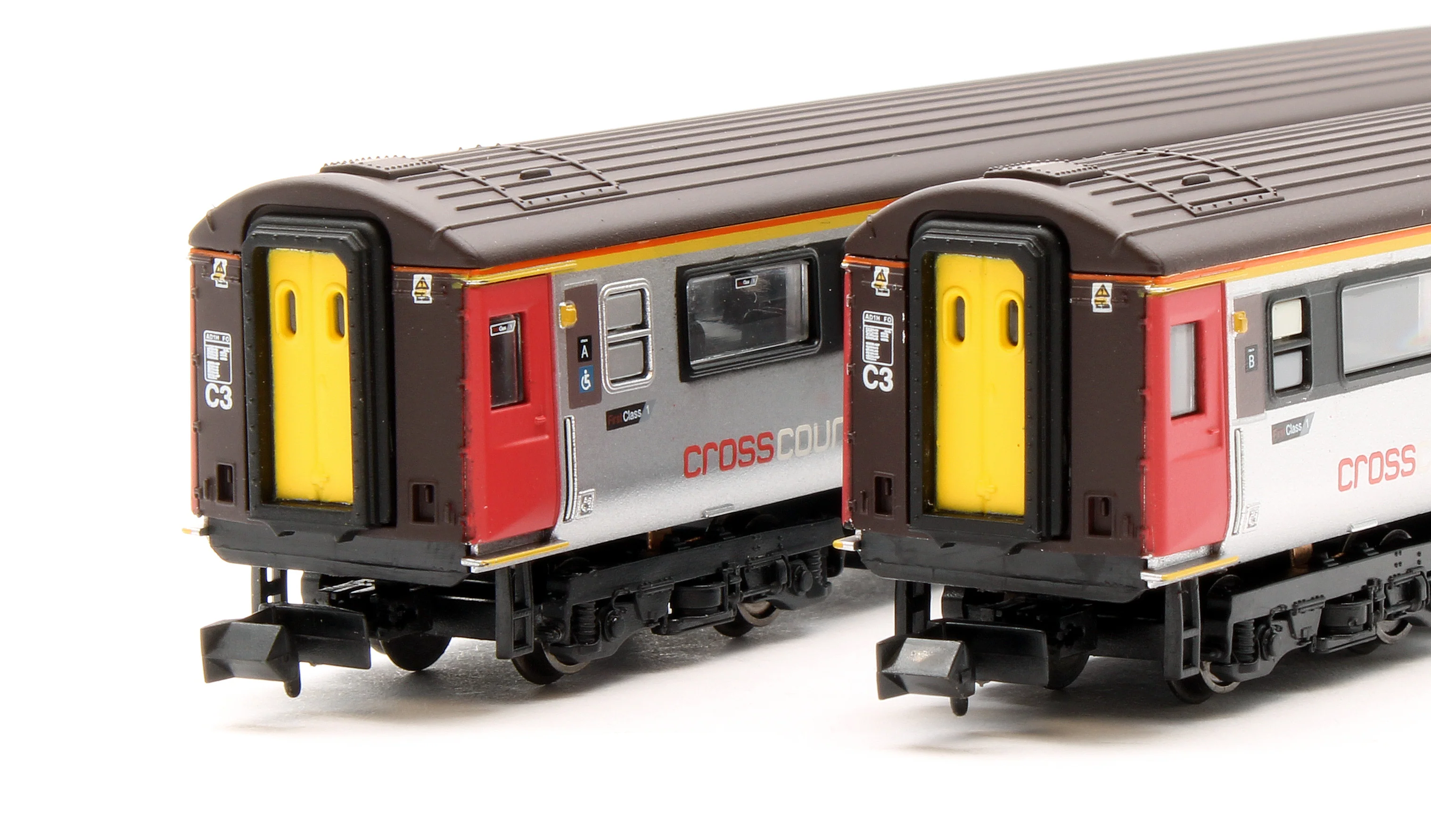 2D-019-016 Class 43 HST Cross Country (43285 & 43321) 4 Car HST Book Set - Image 15