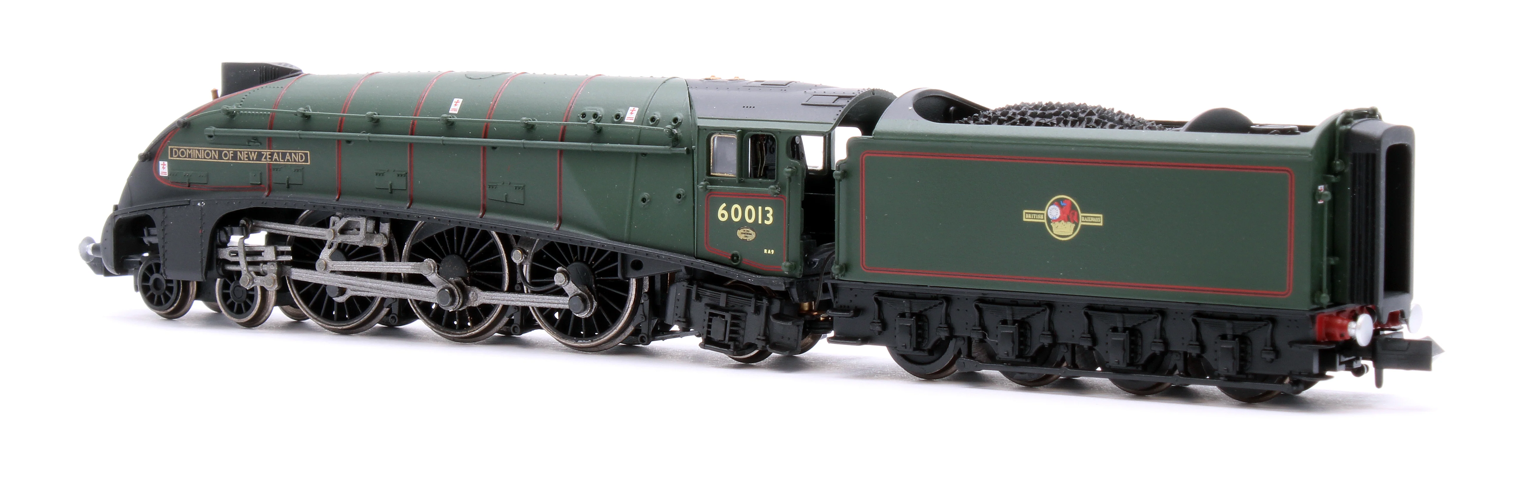 2S-008-018 A4 Dominion of New Zealand 60013 BR Late Crest & 4 Gresley Coaches - Image 5