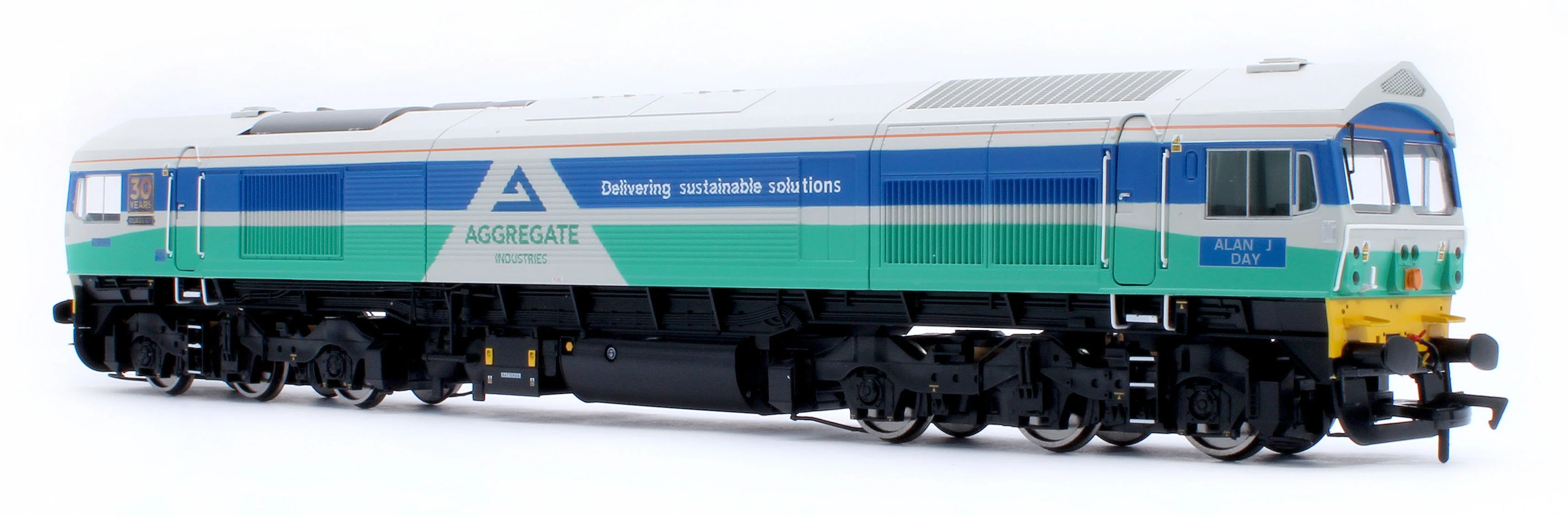 4D-005-010SSM Class 59 Aggregate Industries 59002 Alan J Day Diesel Locomotive - DCC Sound & Smoke Fitted - Image 3