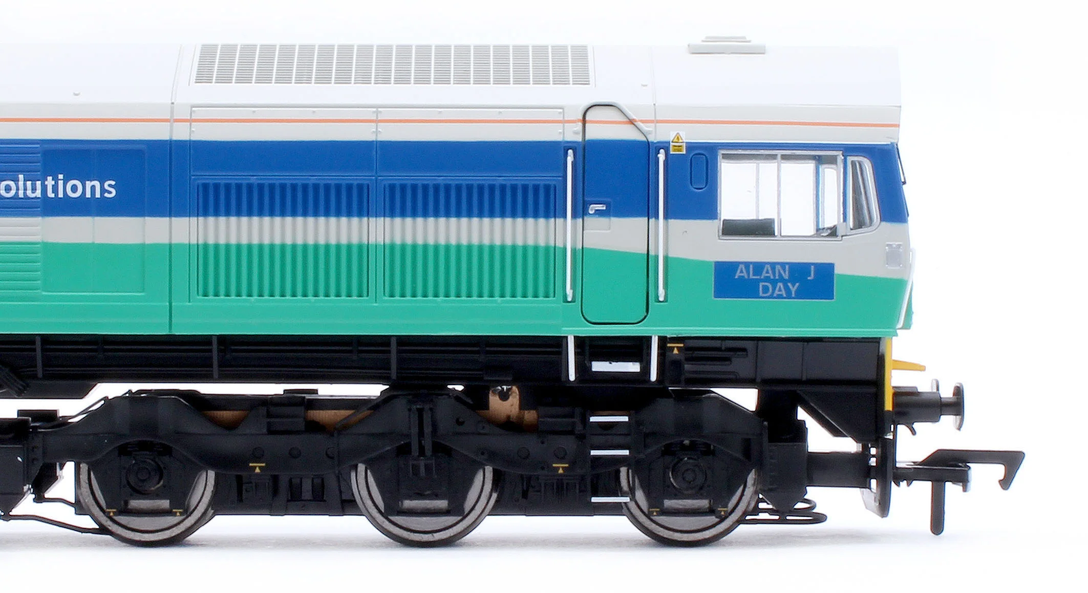 4D-005-010SSM Class 59 Aggregate Industries 59002 Alan J Day Diesel Locomotive - DCC Sound & Smoke Fitted - Image 8