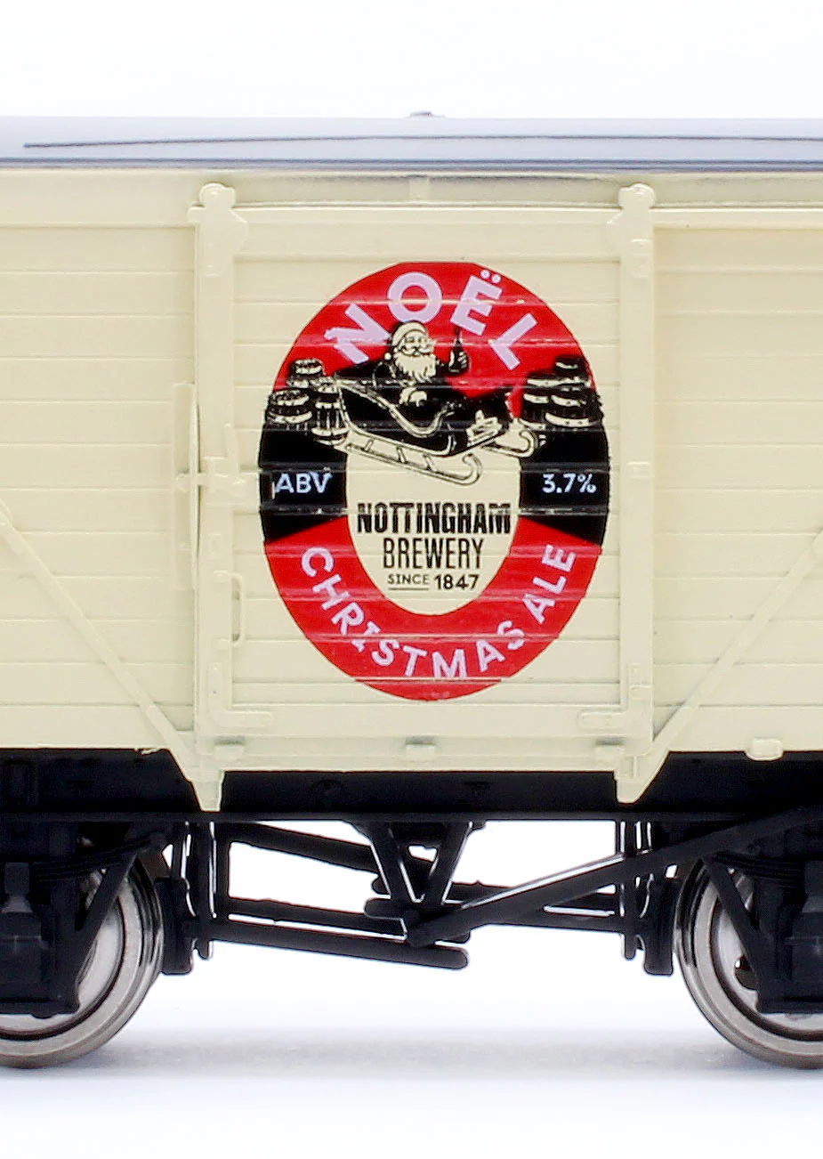 4F-011-164 Ventilated Van Noel Christmas Ale - Image 4