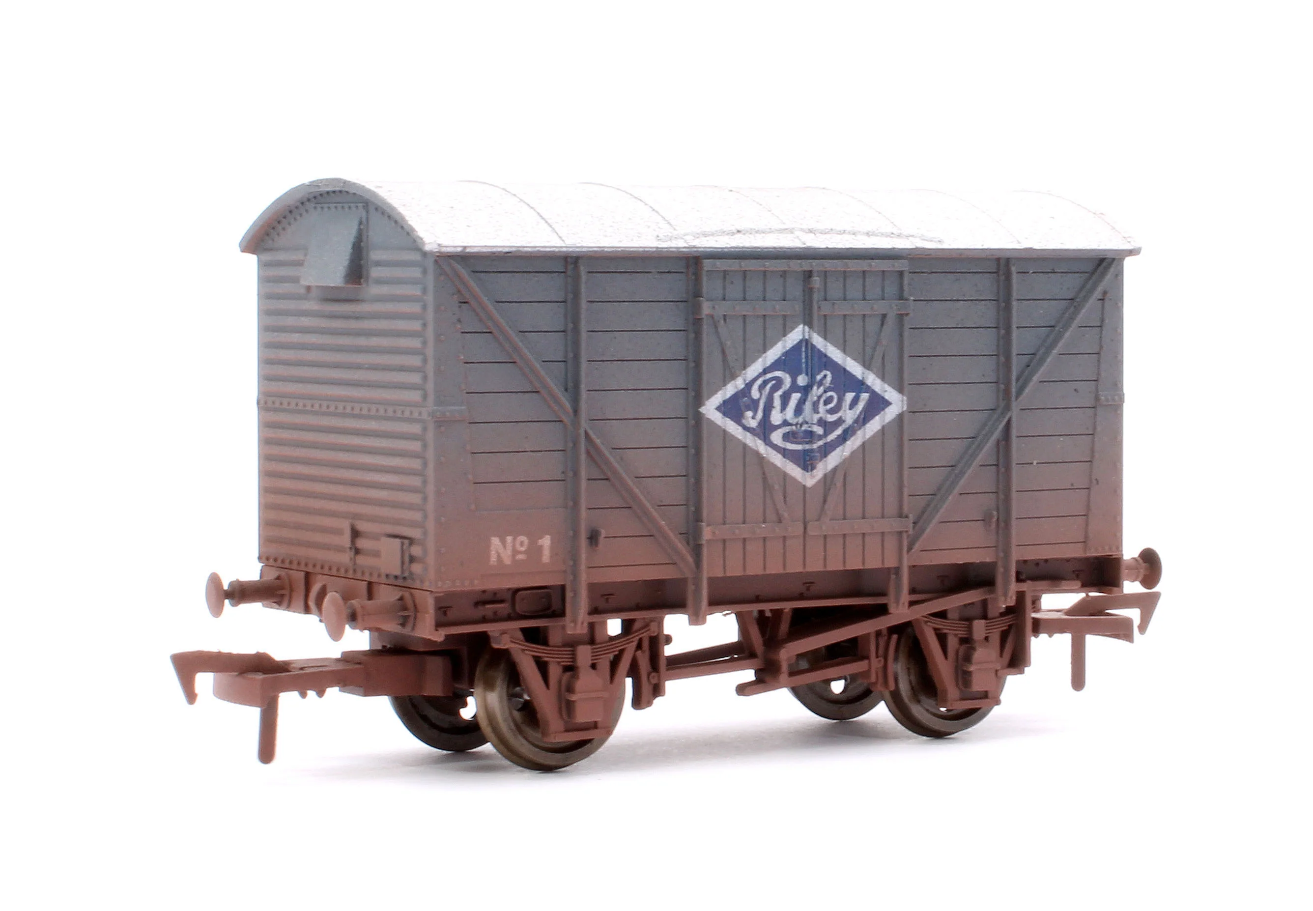 4F-012-060 Ventilated Van Riley No.1 - Weathered