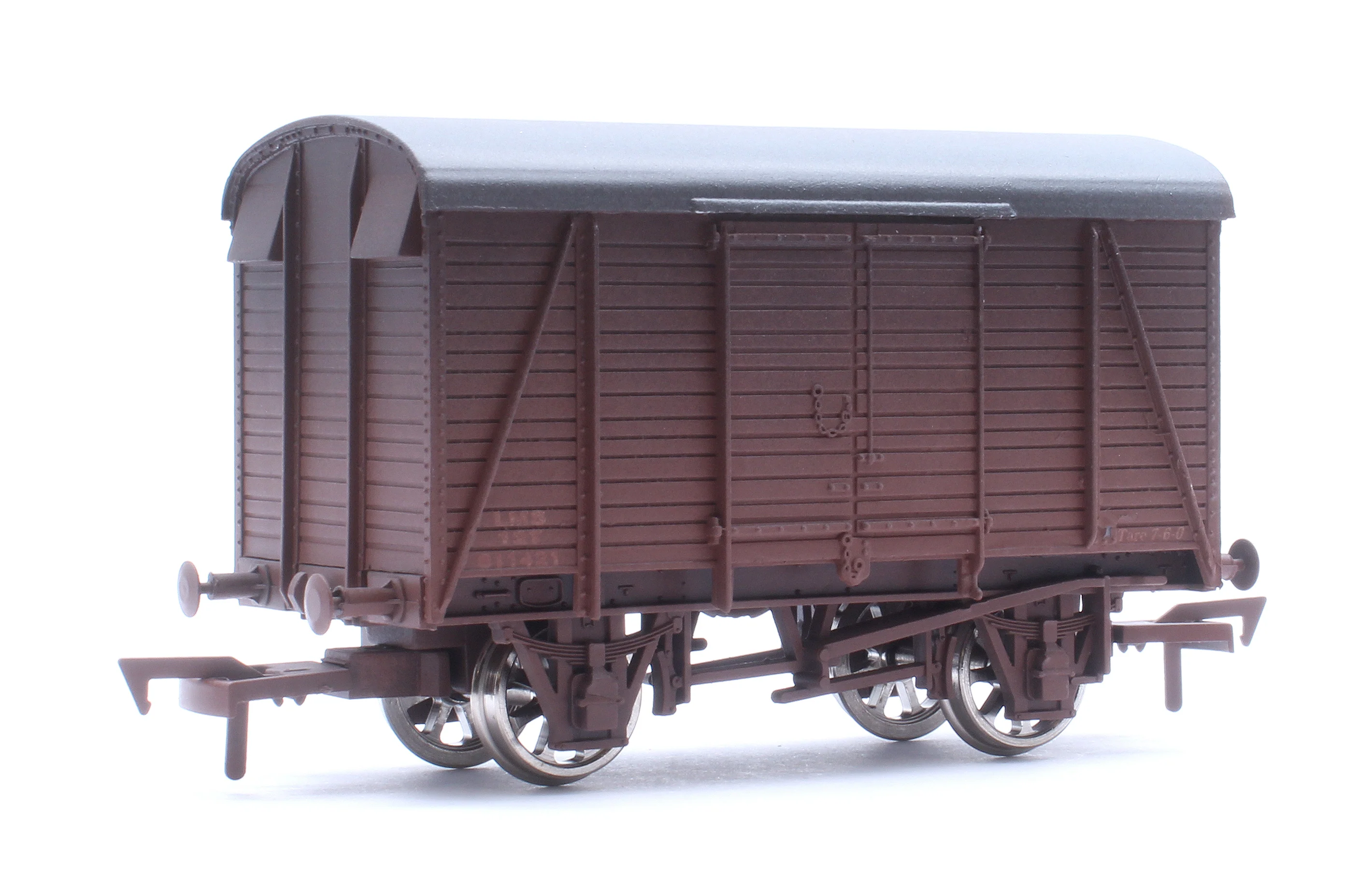 4F-021-004 Box Van LMS No.611421 - Weathered - Image 3