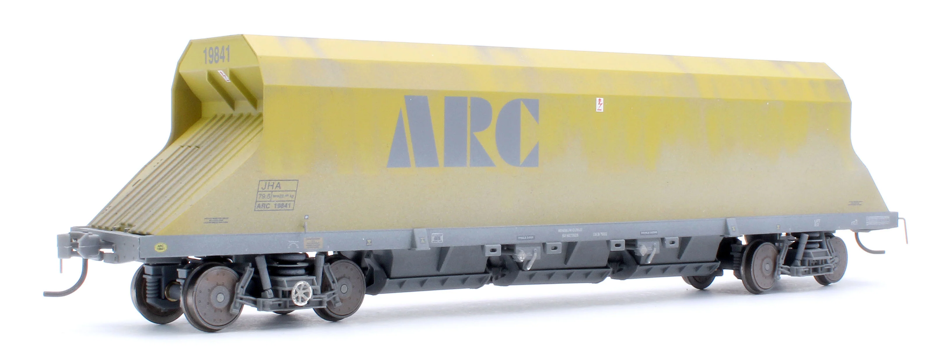 4F-081-001W Pre-Owned Custom Weathered P & D JHA (end hopper) ARC Olive & Grey 17912