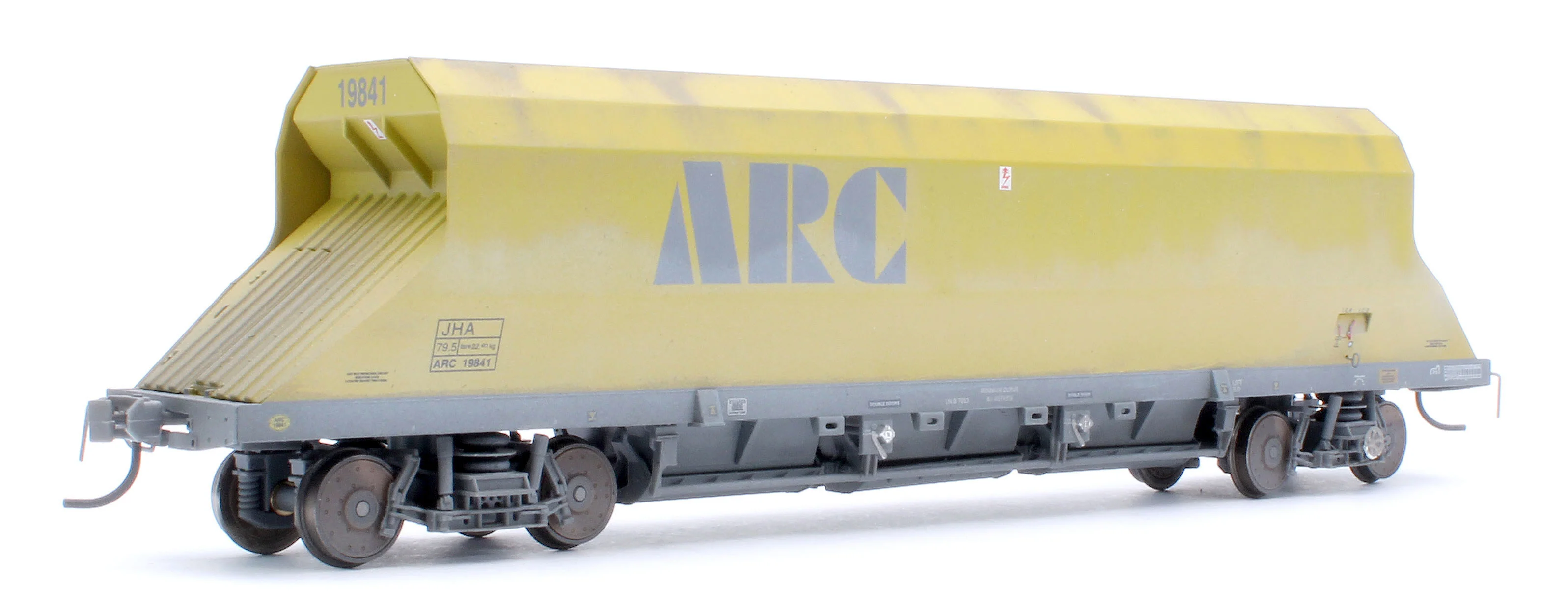 4F-081-001W Pre-Owned Custom Weathered P & D JHA (end hopper) ARC Olive & Grey 17912 - Image 3