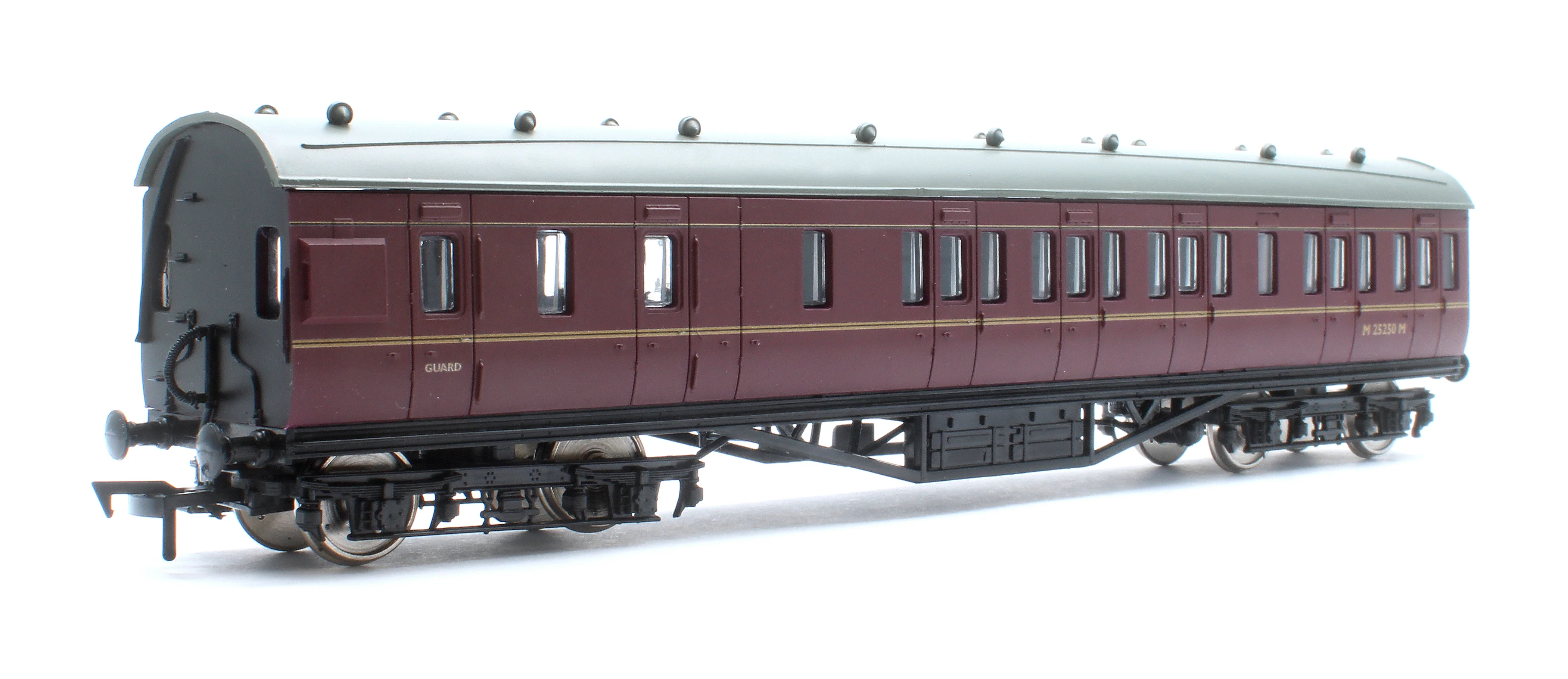 4P-010-301 57ft Stanier Non-Corridor Brake M25250M BR Lined Maroon - Image 3