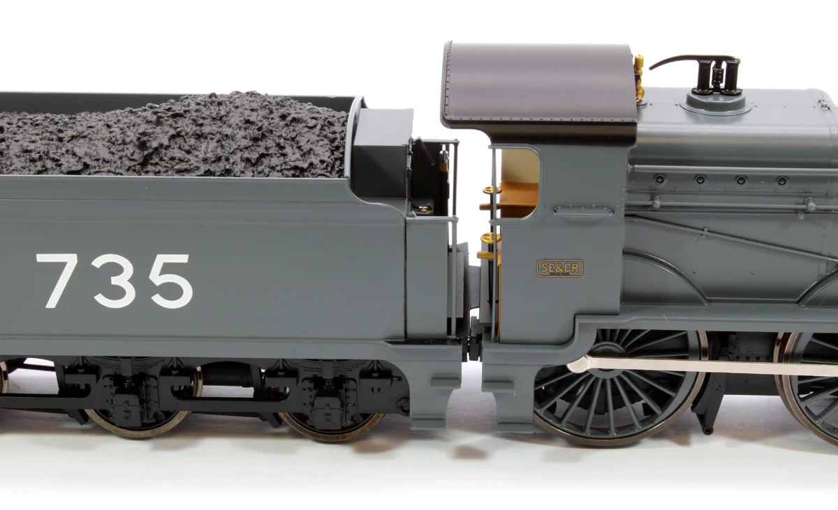 4S-028-001 SECR Maunsell D1 Class SECR Grey 4-4-0 Steam Locomotive No.735 - Image 12