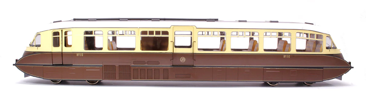 7D-011-002 Streamlined Railcar 10 Lined Chocolate & Cream GWR Monogram Diesel Locomotive - Image 2