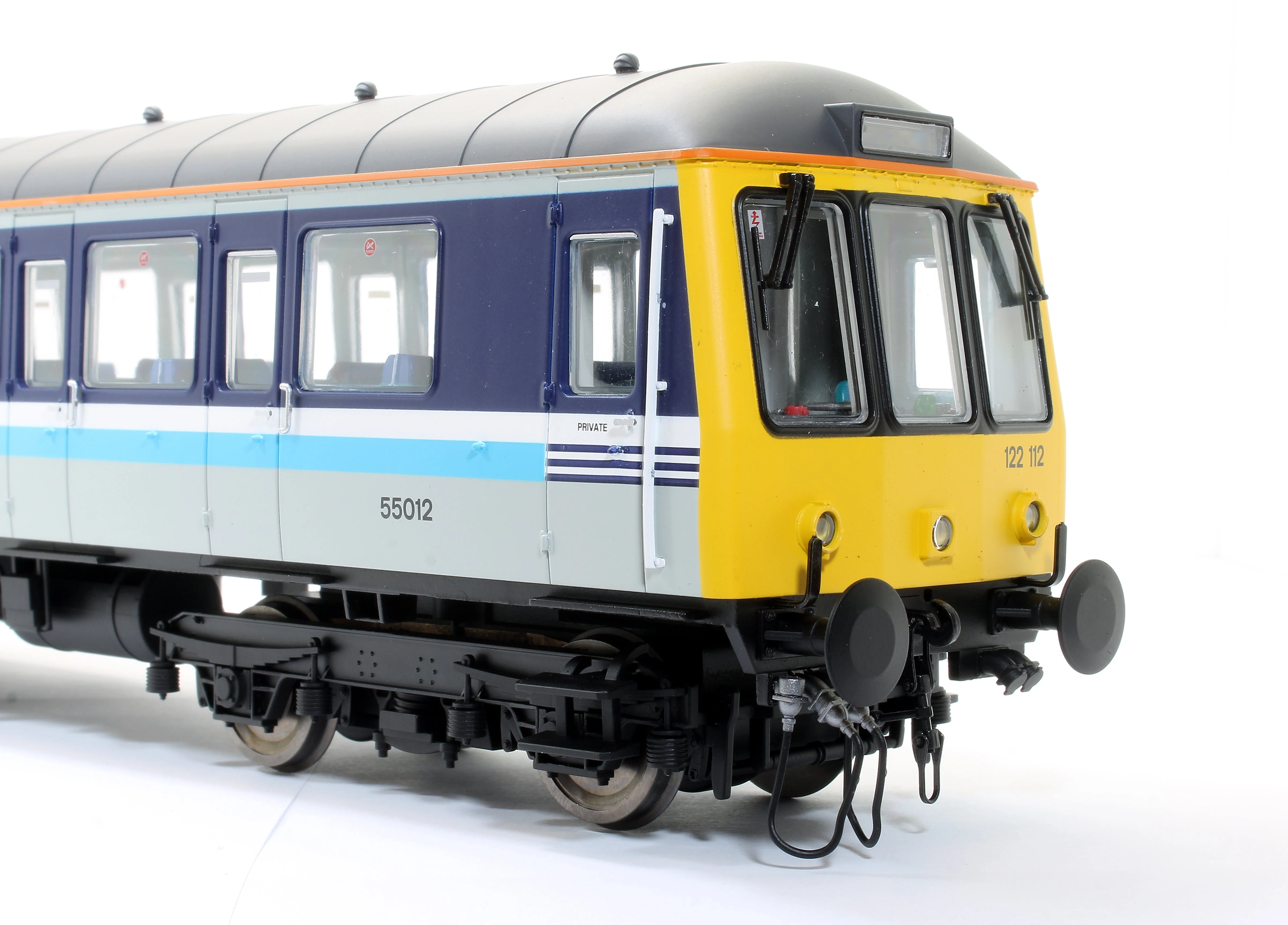 Pre-Owned 7D-015-003D Class 122 55012 Regional Railways Single Car DMU - DCC Fitted - Image 2