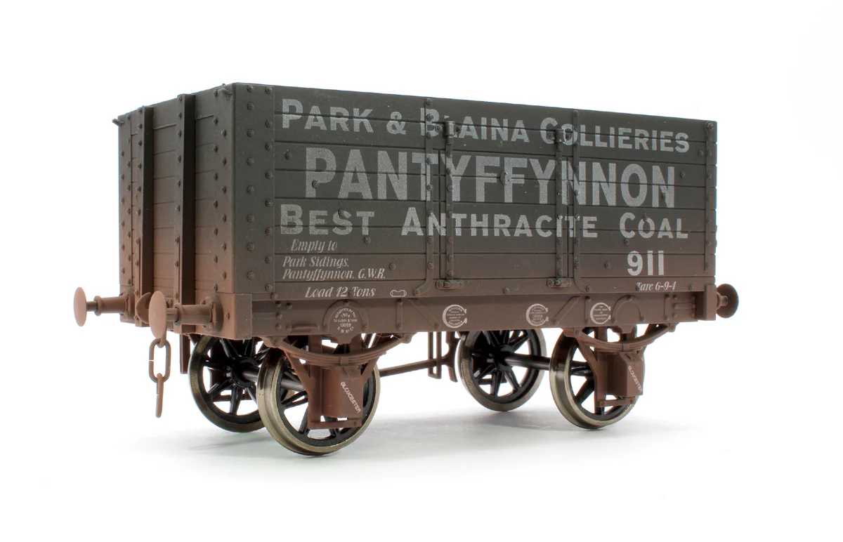 7F-073-016 7 Plank 9' W/B Three Door Pantyffynnon 911 - Weathered