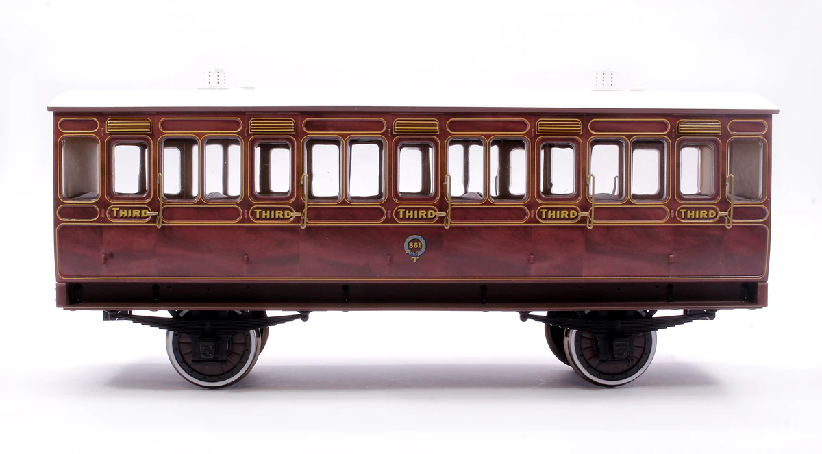 7P-020-100D Stroudley 4 Wheel Suburban Oil Lit 3rd Mahogany 861 - DCC & Light Bar Fitted - Image 2