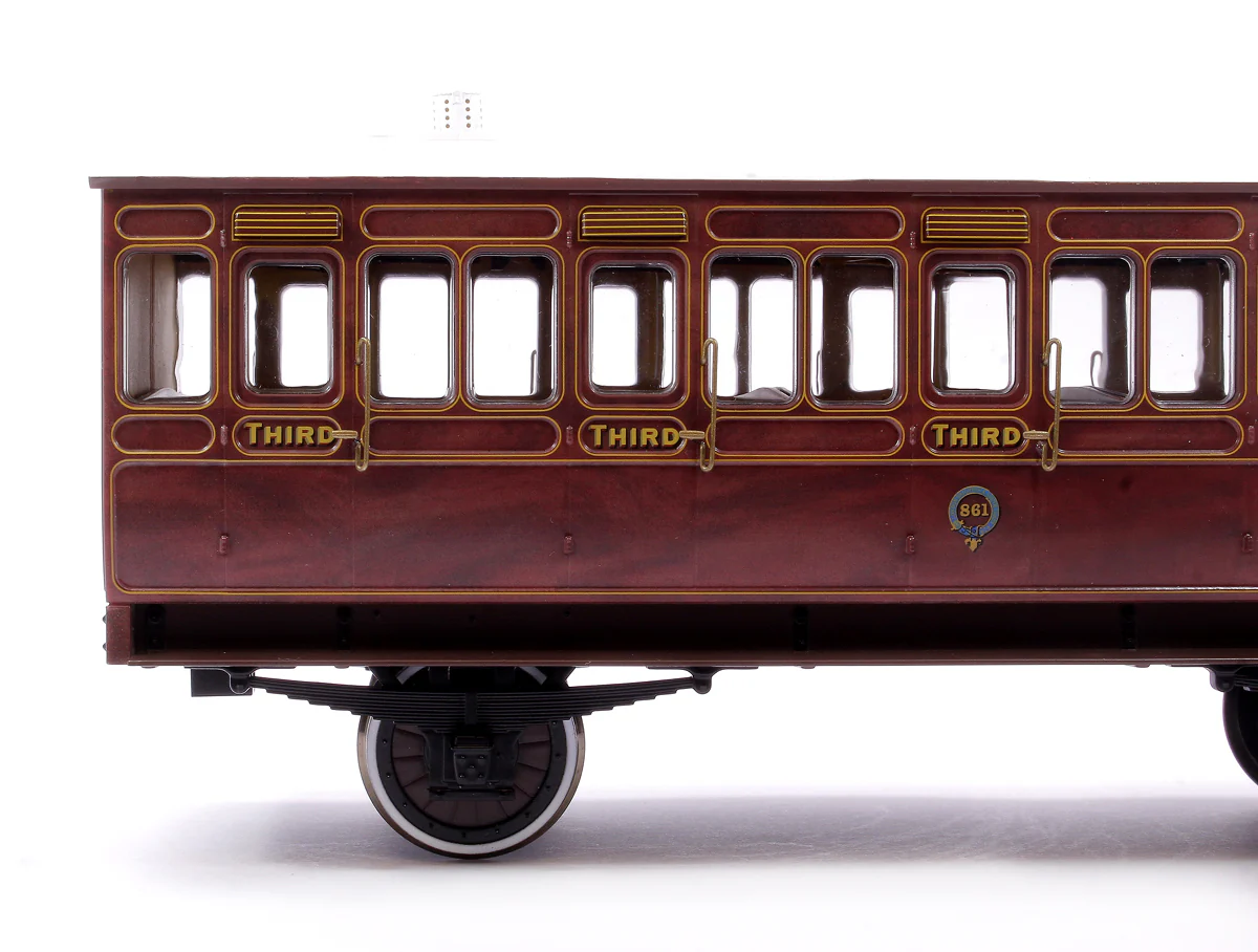 7P-020-100D Stroudley 4 Wheel Suburban Oil Lit 3rd Mahogany 861 - DCC & Light Bar Fitted - Image 5