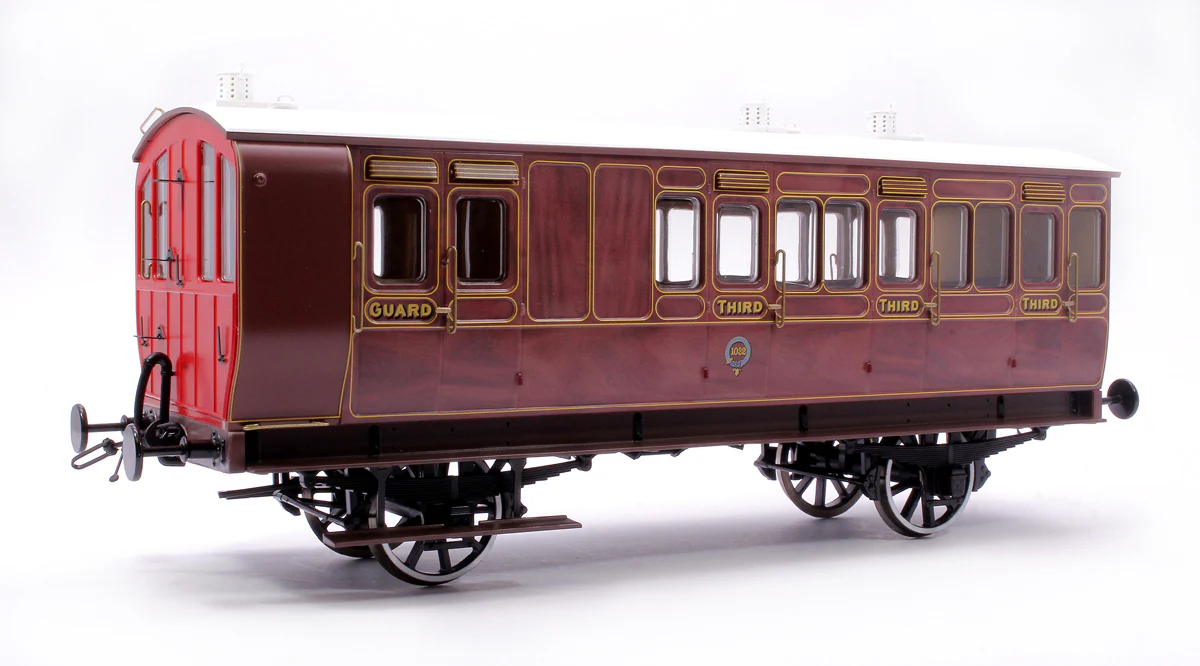 7P-020-501D Stroudley 4 Wheel Main Line Oil Lit Brake 3rd Mahogany 1032 DCC LBF