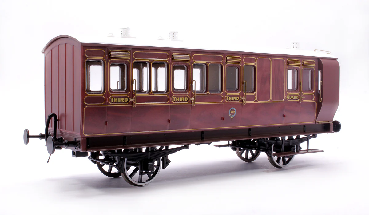 7P-020-501D Stroudley 4 Wheel Main Line Oil Lit Brake 3rd Mahogany 1032 DCC LBF - Image 3