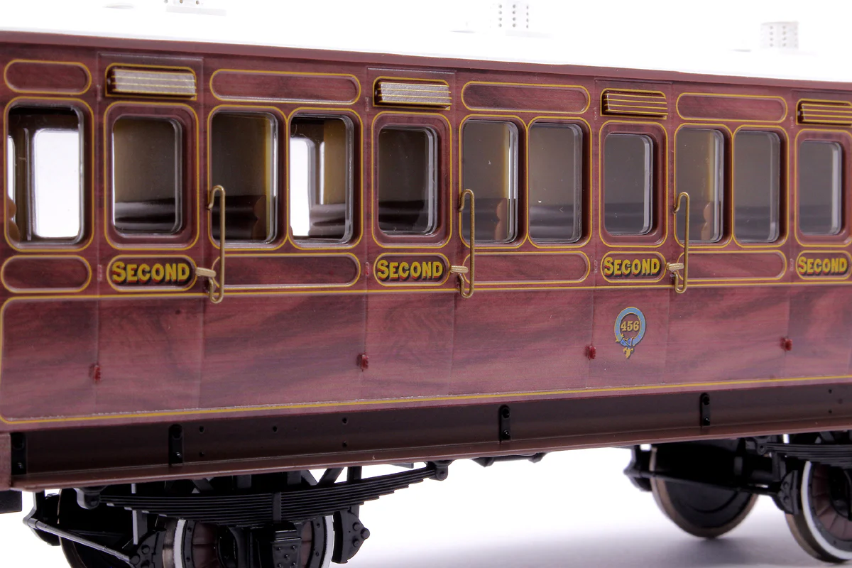 7P-020-900D Stroudley 4 Wheel Main Line Oil Lit 2nd Mahogany 456 - DCC & Light Bar Fitted - Image 4