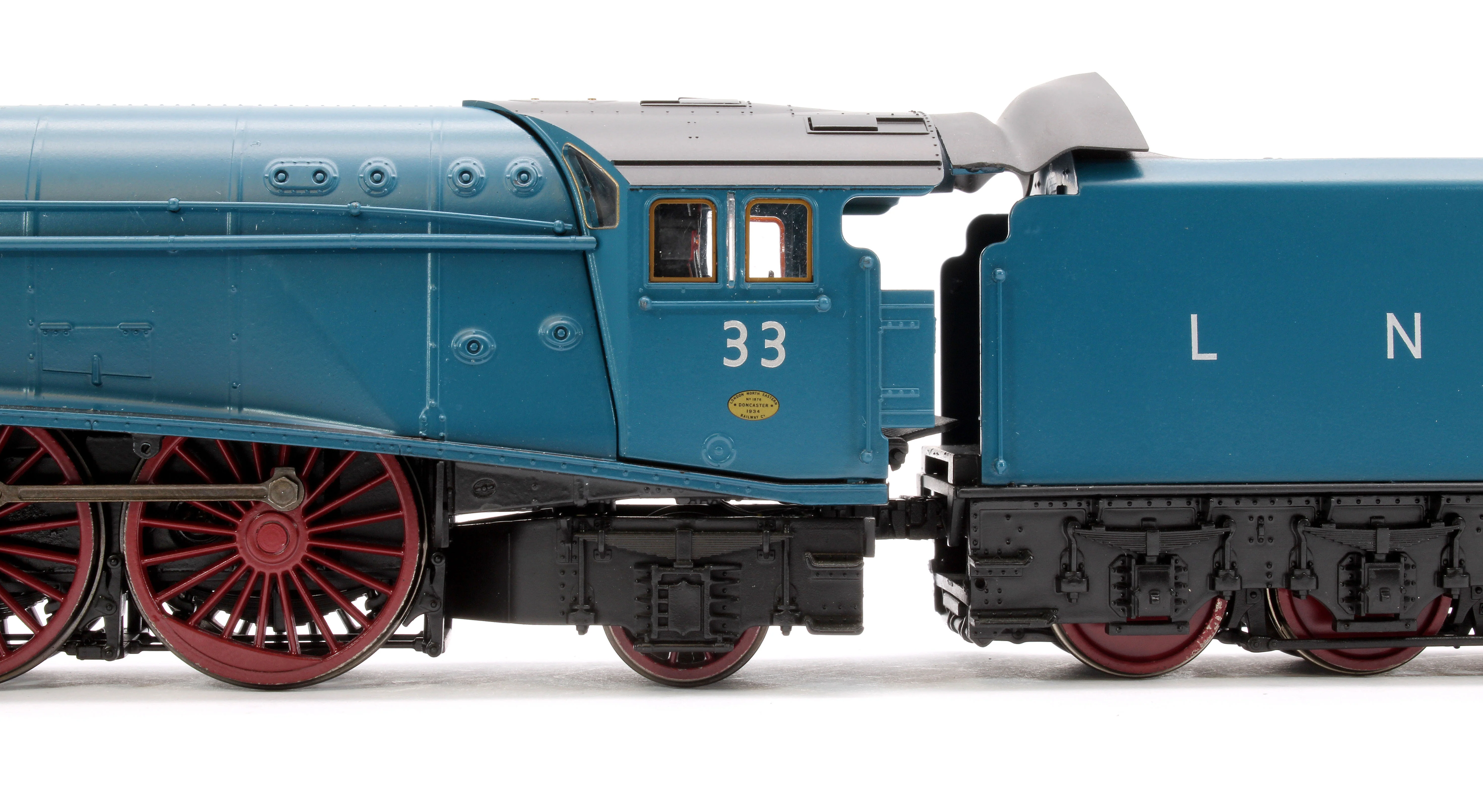 BL-001-010 Black Label Class A4 Seagull LNER Garter Blue Unvalanced 4-6-2 No.33 Steam Locomotive - DCC Sound & Smoke - Image 8