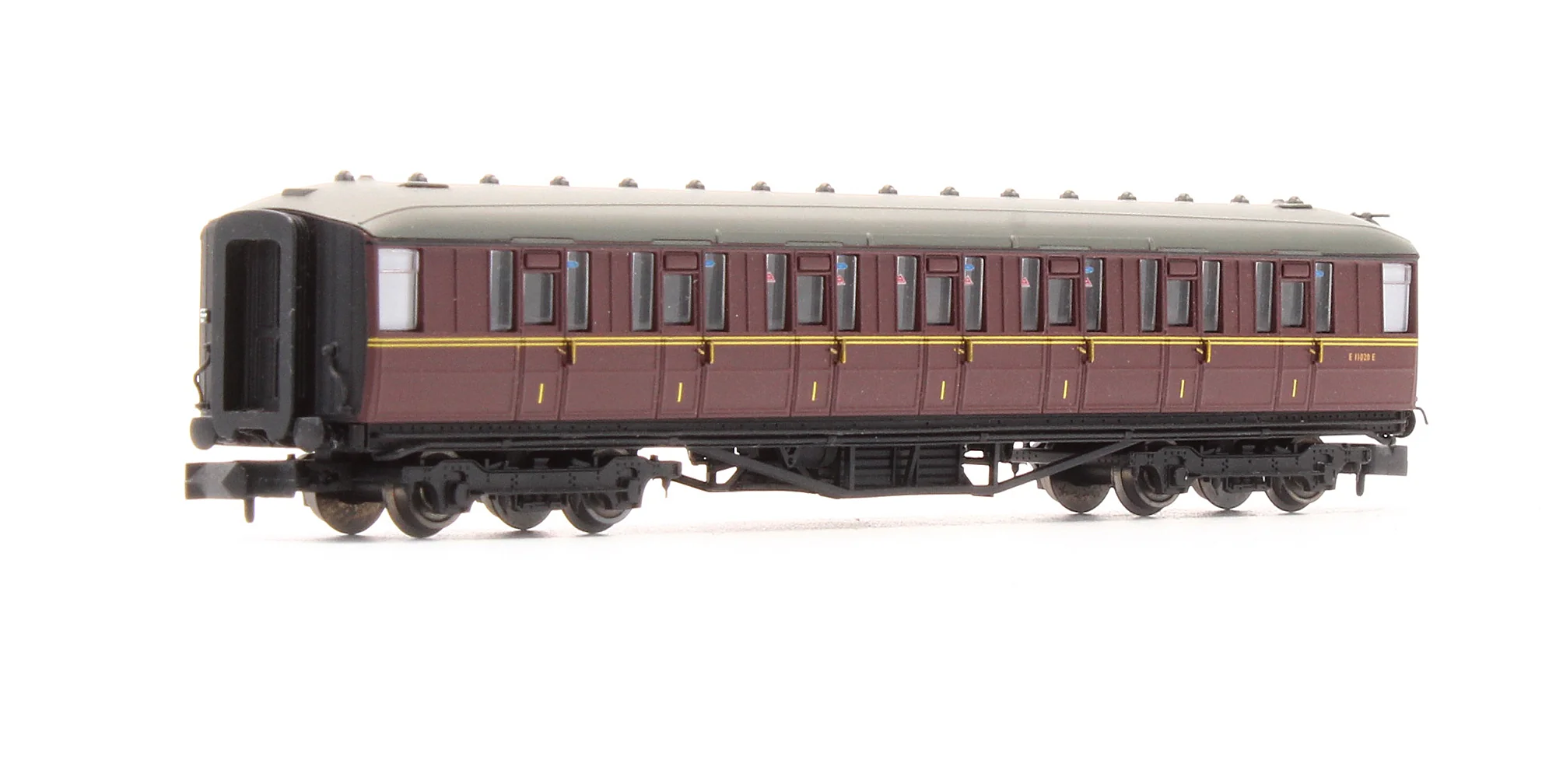 Pre-Owned NC-030B Gresley Coach BR Maroon 1st 'E11020E'
