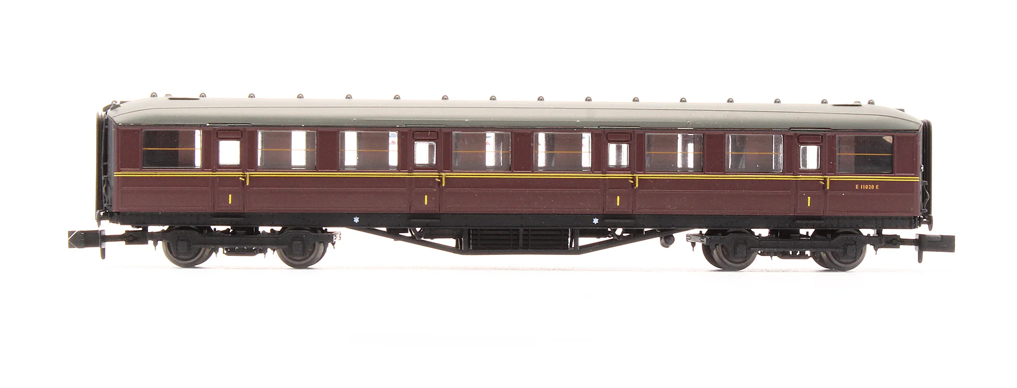 Pre-Owned NC-030B Gresley Coach BR Maroon 1st 'E11020E' - Image 3