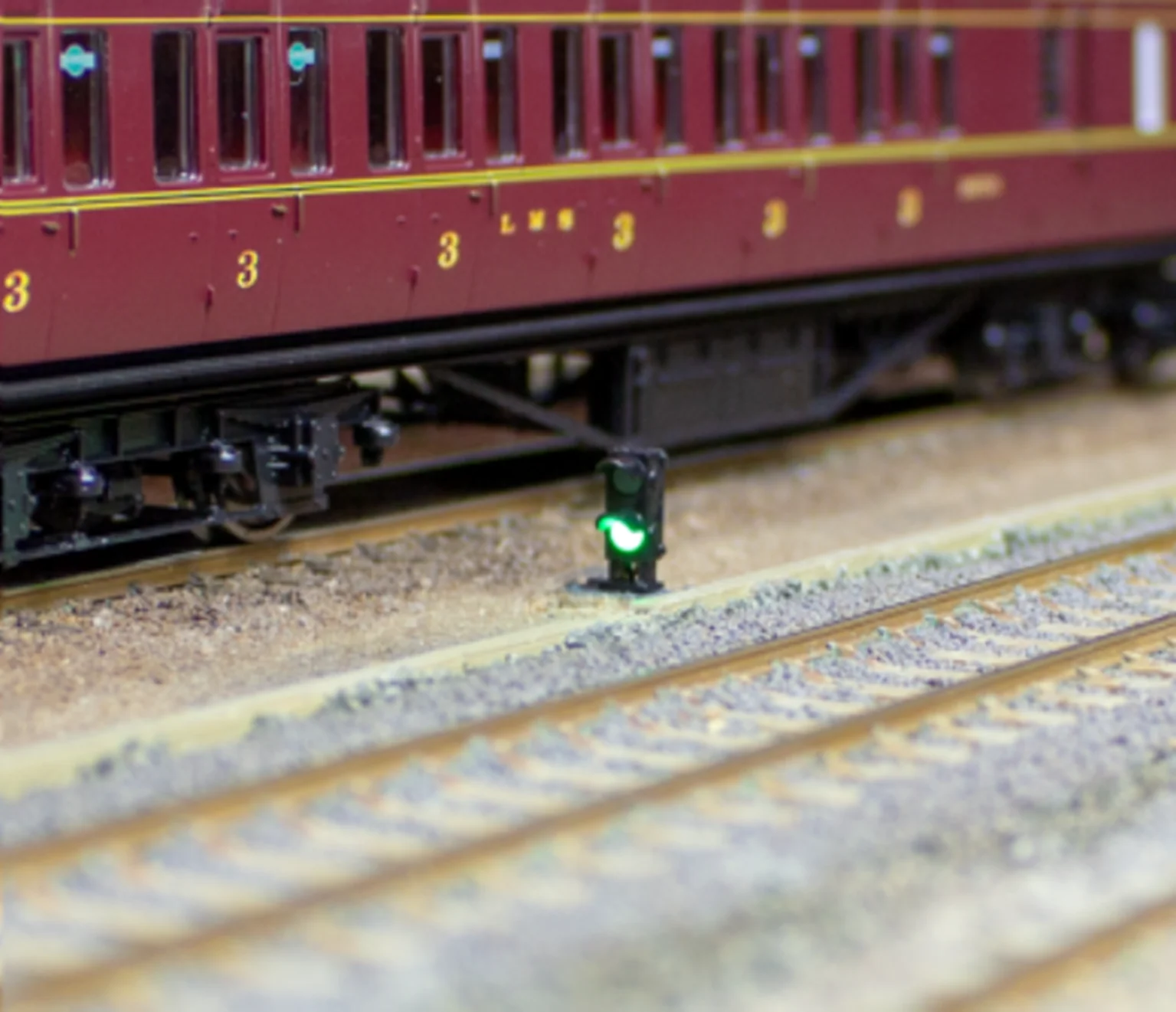DCD-MGS-RG Alpha Mimic 12x Red/Green Ground Signal - Image 3
