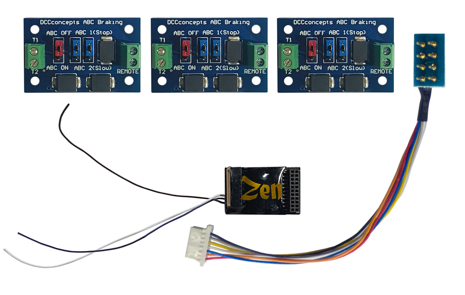 DCD-ZN218.6S Zen Black Shuttle Pack – Includes Zen Black 21 & 8-pin 6 function decoder and 3 ABC modules.