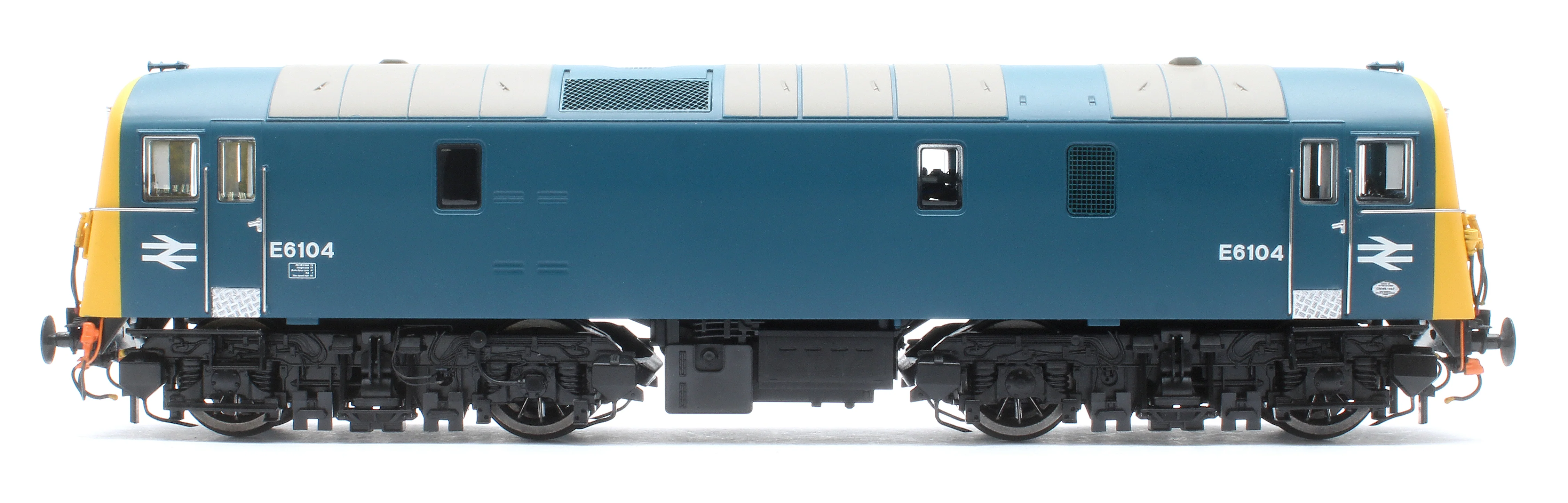 E82007 Class 74 Electro-Diesel E6104 BR Blue Electric Locomotive - Image 5