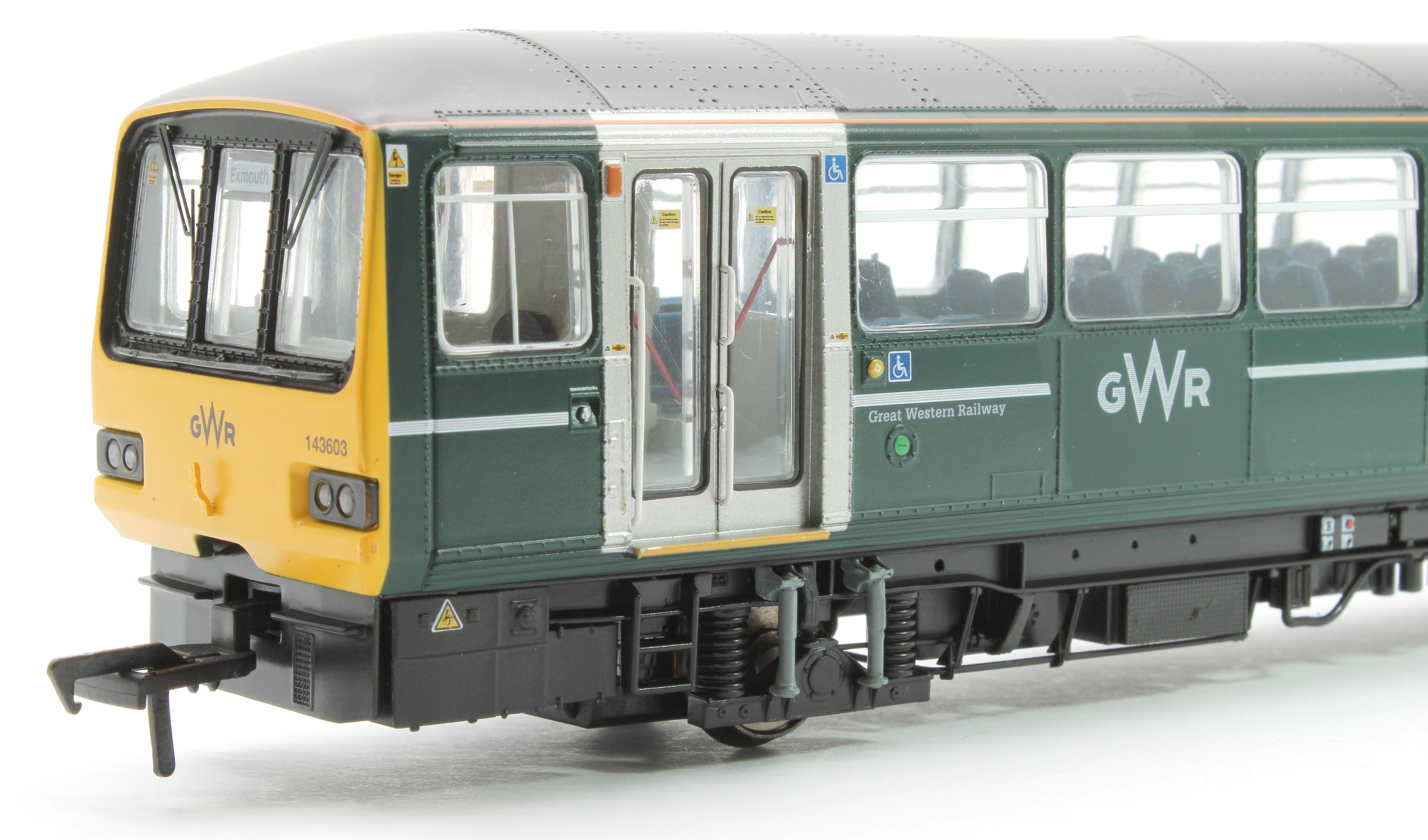 E83021 Class 143 2-Car DMU 143603 GWR Green (FirstGroup) - Image 4
