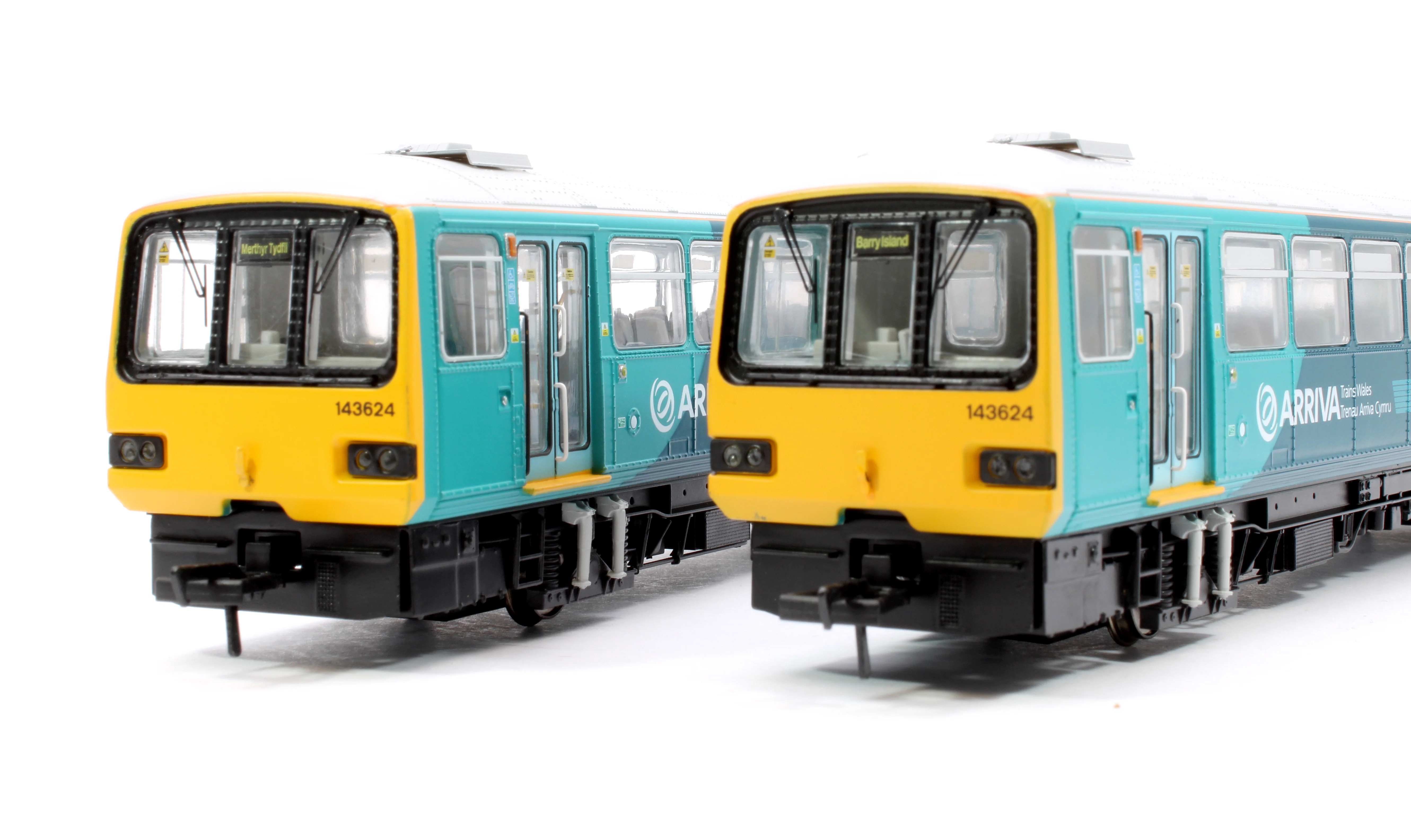 E83023 Class 143 2-Car DMU 143624 Arriva Trains Wales (Revised) - Image 6
