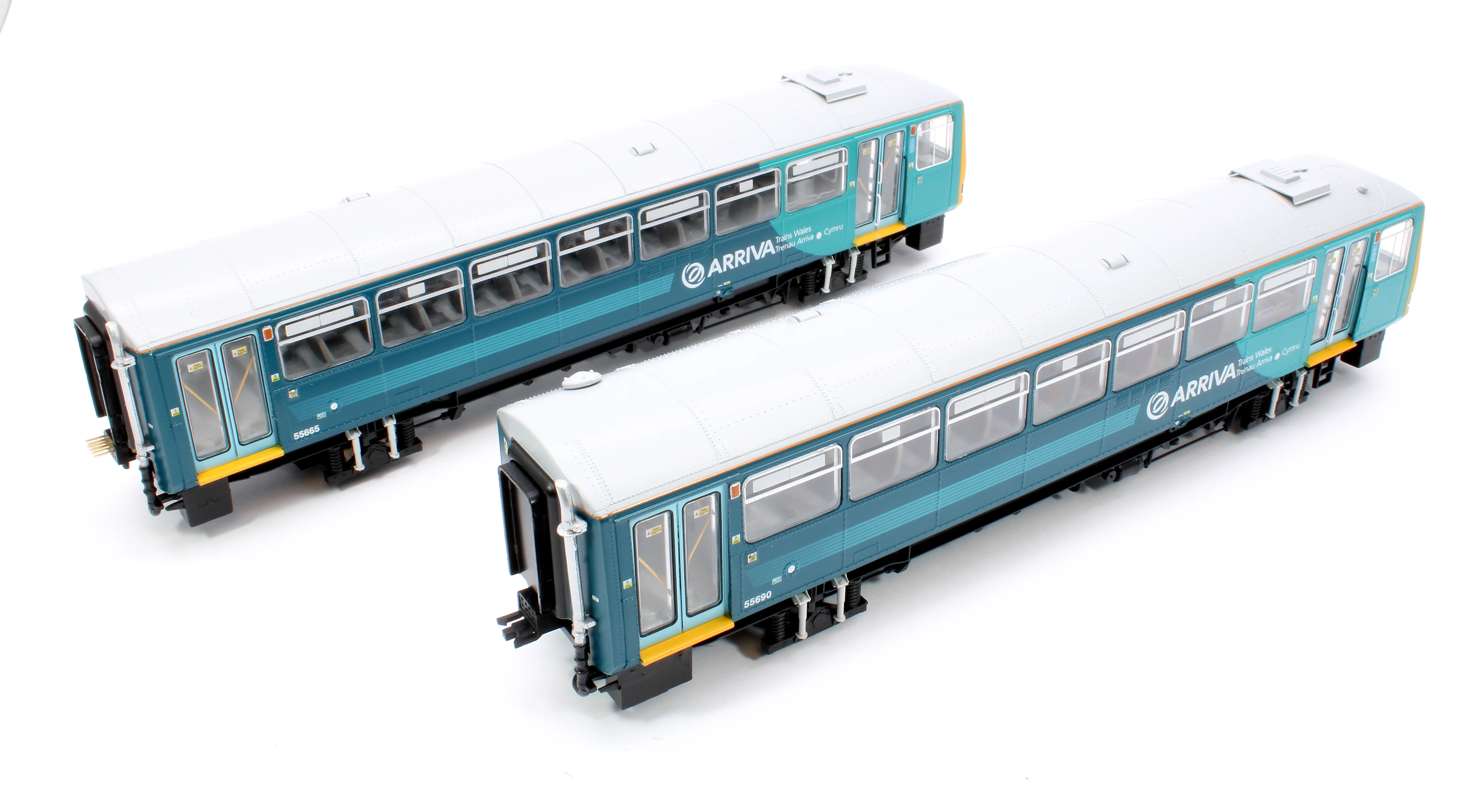 E83023 Class 143 2-Car DMU 143624 Arriva Trains Wales (Revised) - Image 9