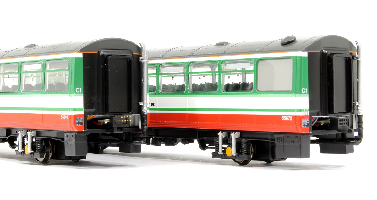 E83026 Class 143 2-Car DMU 143606 Valley Lines - Image 9