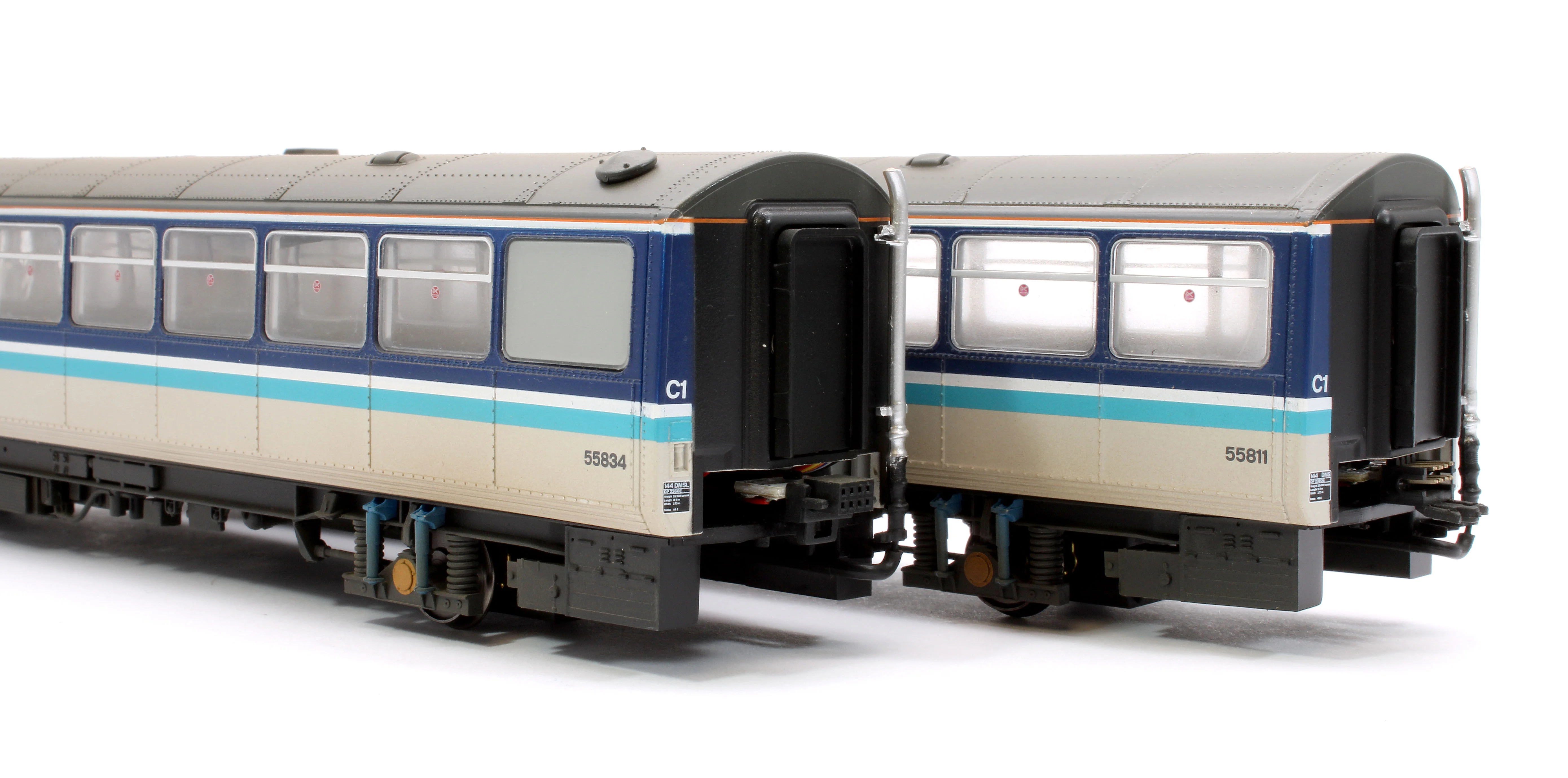 E83033 Class 144 2-Car DMU 144011 BR Regional Railways - Weathered - Image 3