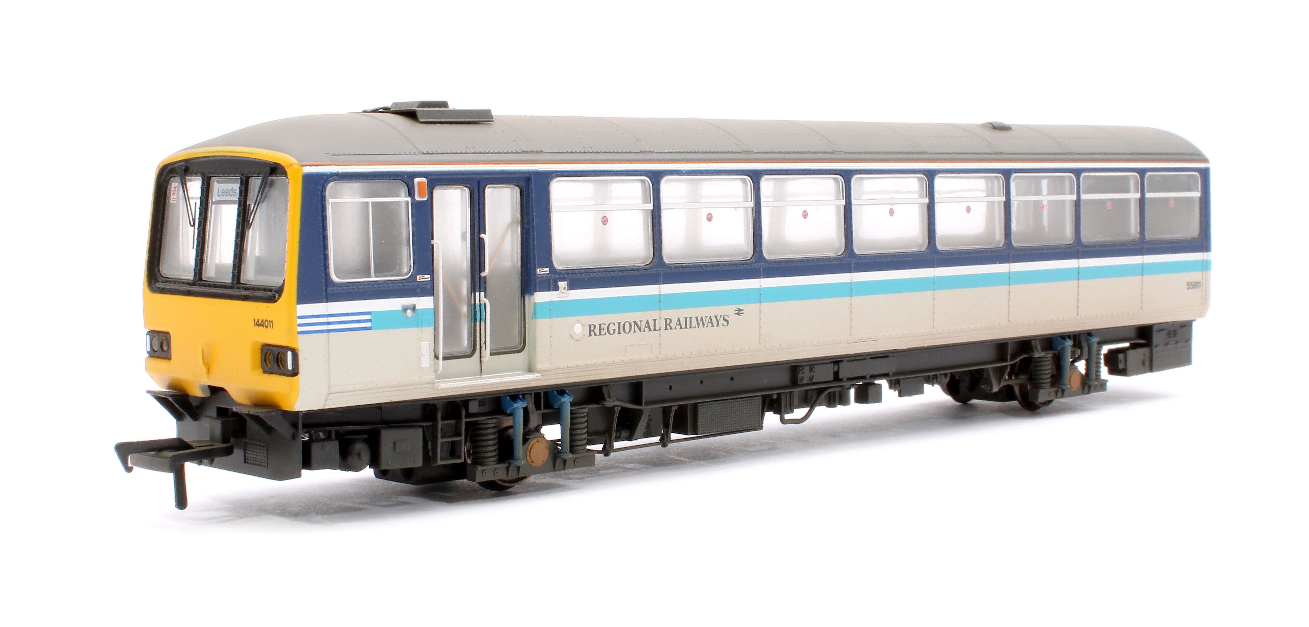 E83033 Class 144 2-Car DMU 144011 BR Regional Railways - Weathered - Image 7