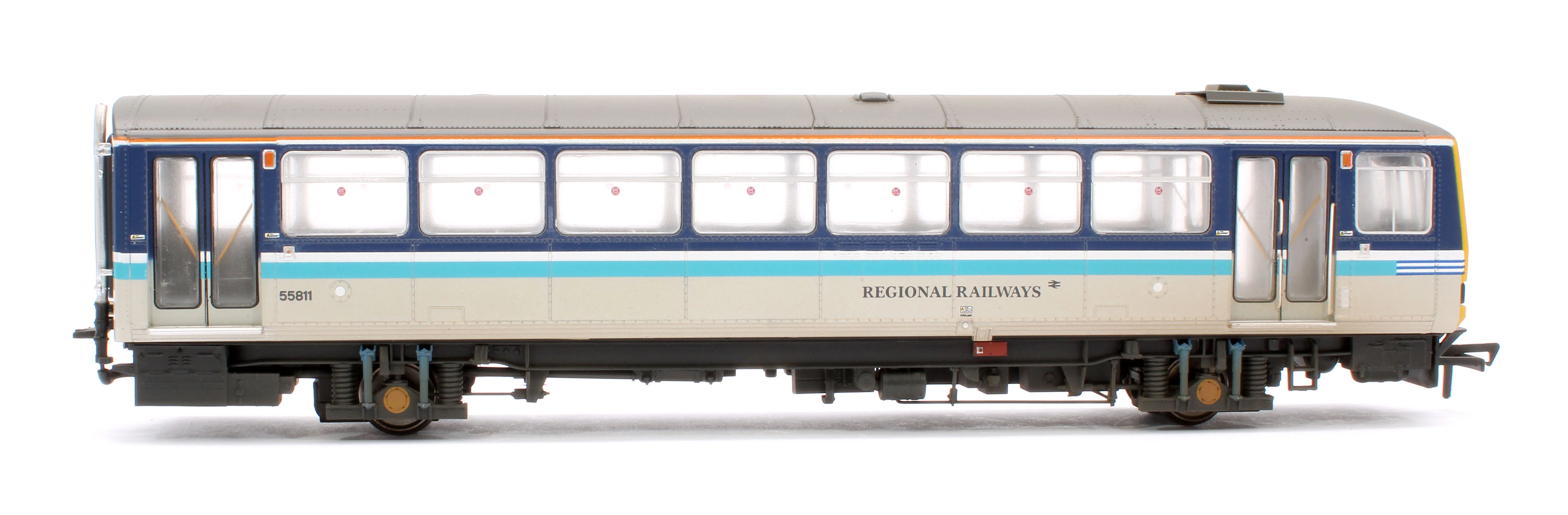 E83033 Class 144 2-Car DMU 144011 BR Regional Railways - Weathered - Image 8