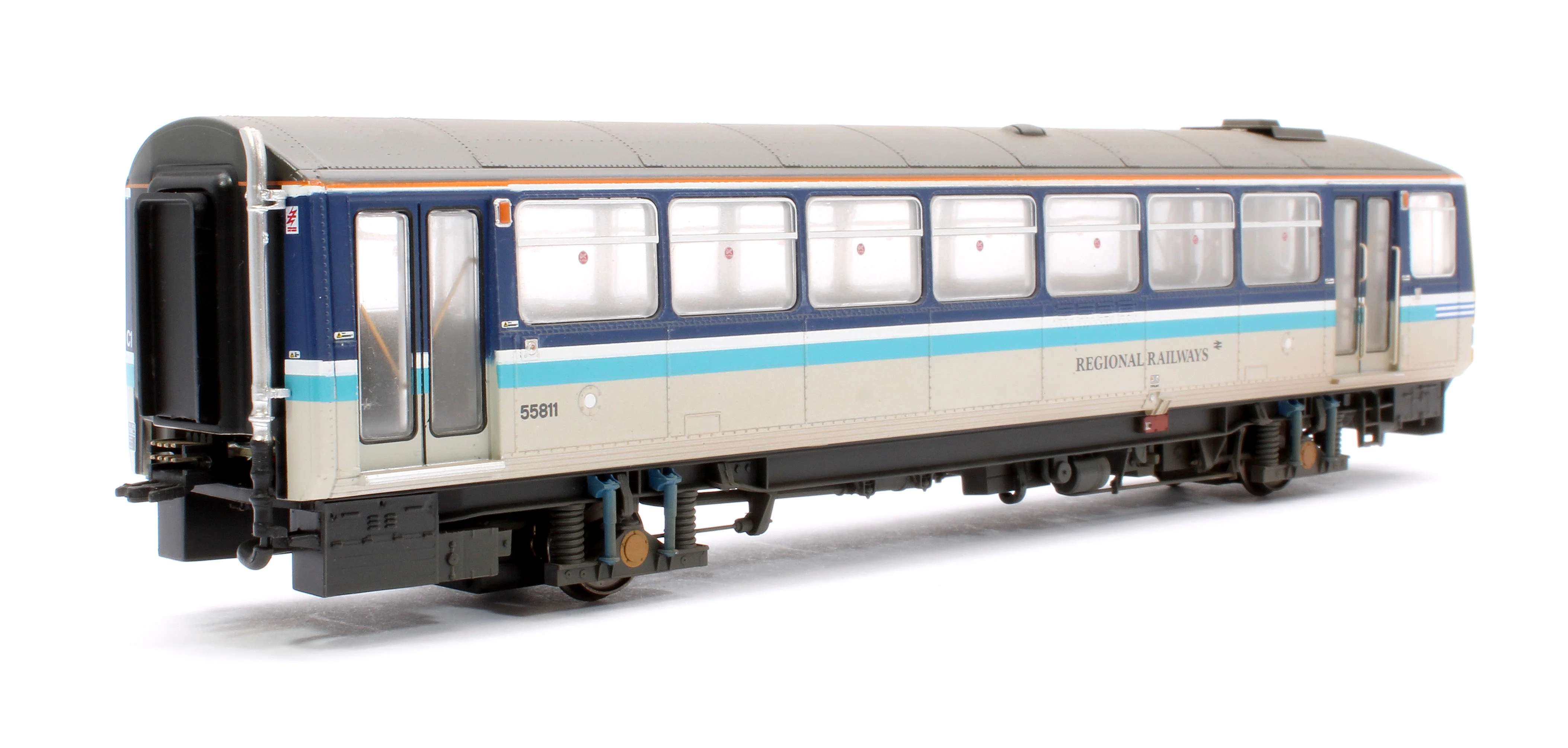 E83033 Class 144 2-Car DMU 144011 BR Regional Railways - Weathered - Image 9