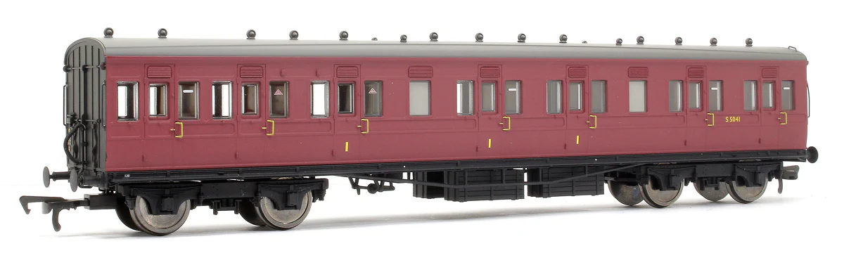 E86014 LSWR Cross Country 3-Coach Pack BR Crimson No. 130 - Image 5