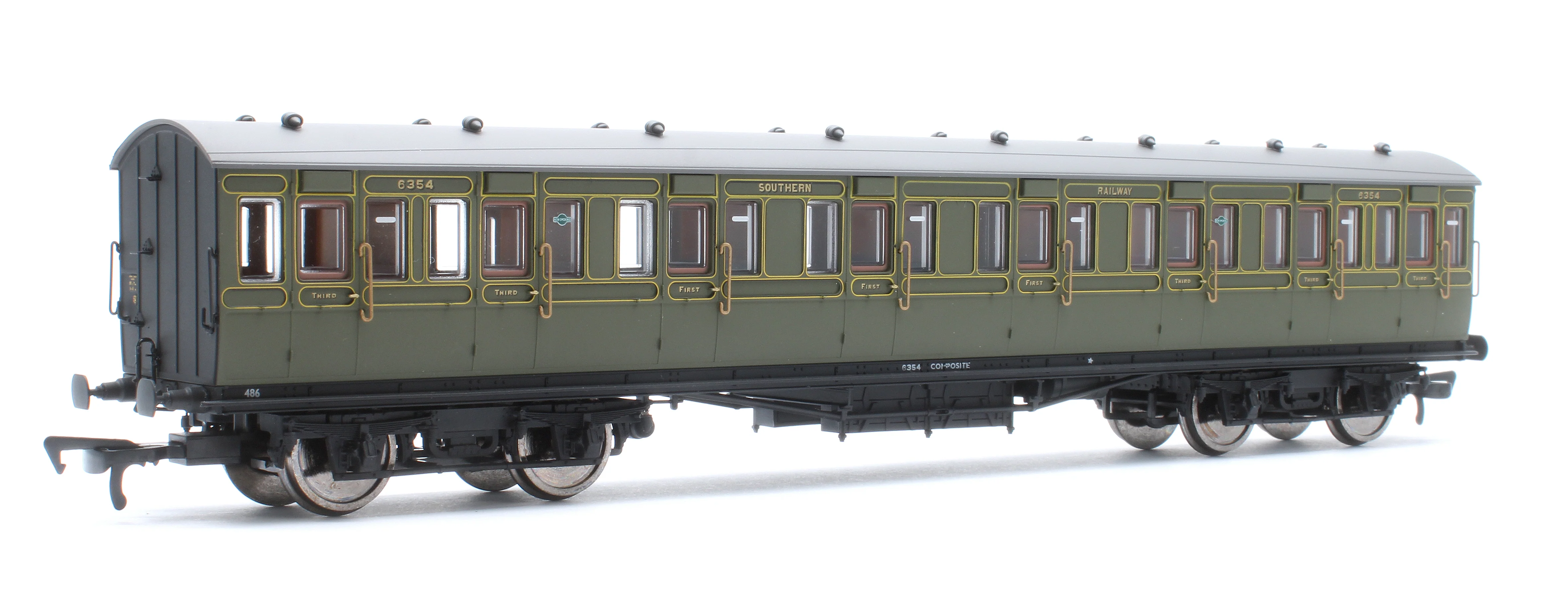 E86021 LBSCR 54ft 'Isle of Wight' 4-Coach Pack SR Maunsell Green No. 486 - Image 11