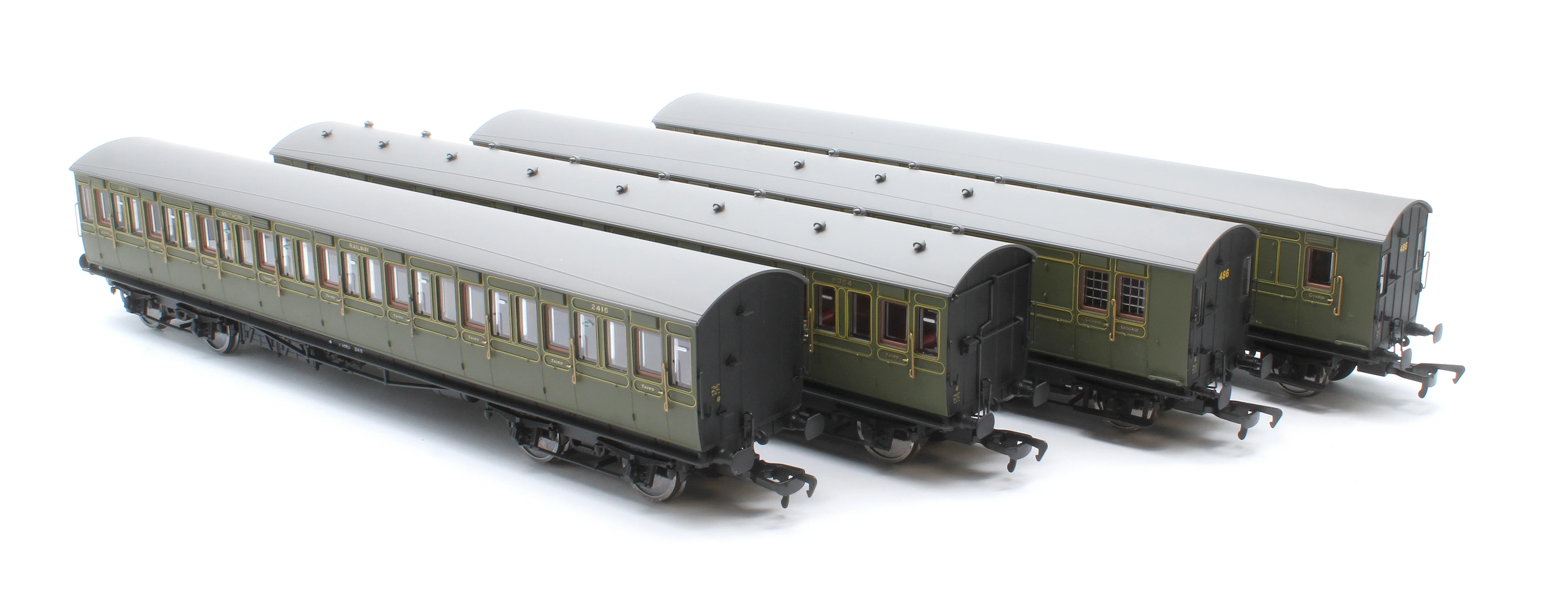 E86021 LBSCR 54ft 'Isle of Wight' 4-Coach Pack SR Maunsell Green No. 486 - Image 16