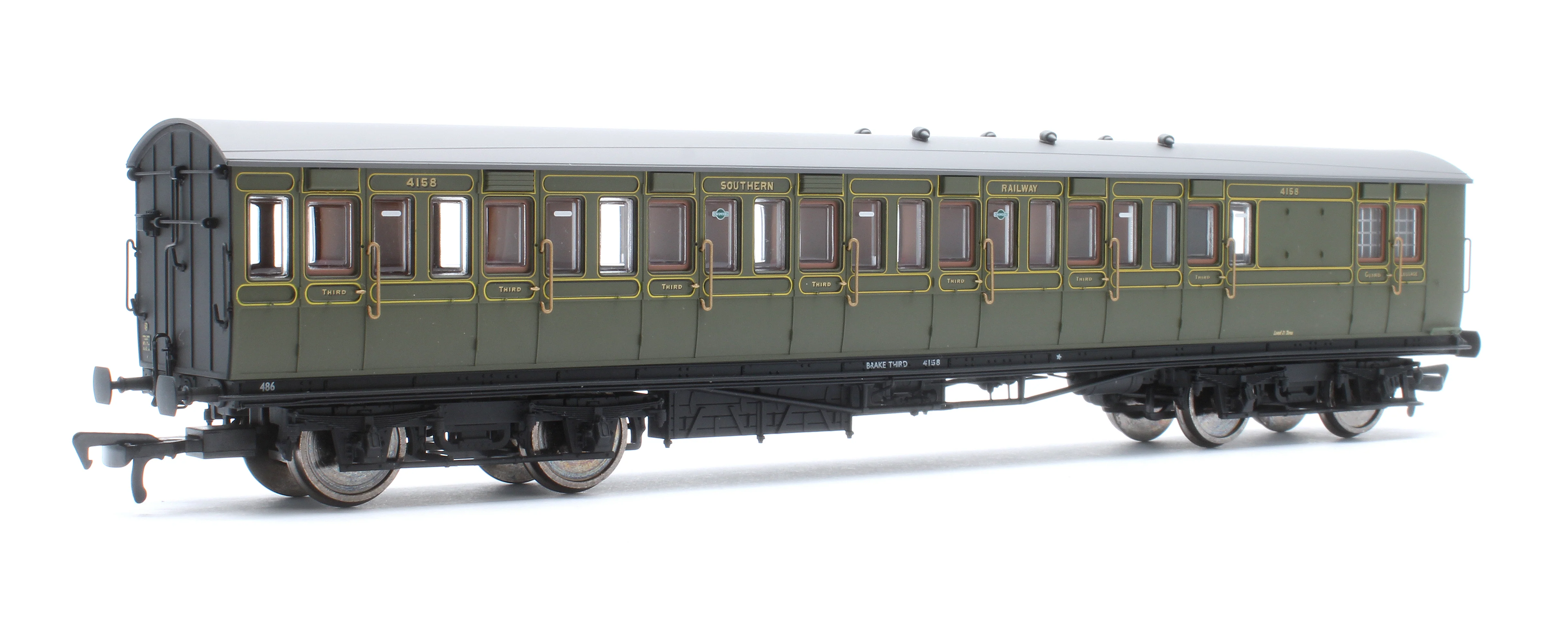 E86021 LBSCR 54ft 'Isle of Wight' 4-Coach Pack SR Maunsell Green No. 486 - Image 8