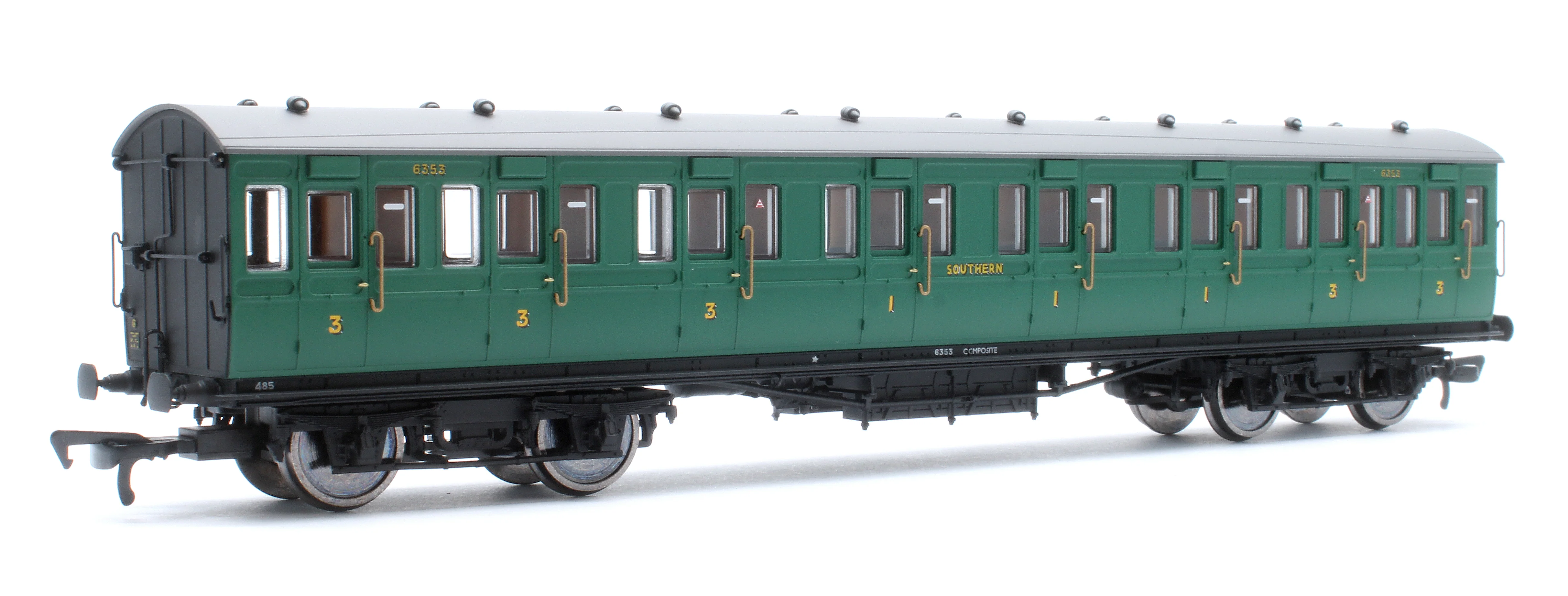 E86022 LBSCR 54ft 'Isle of Wight' 4-Coach Pack SR Malachite Green No. 485 - Image 11
